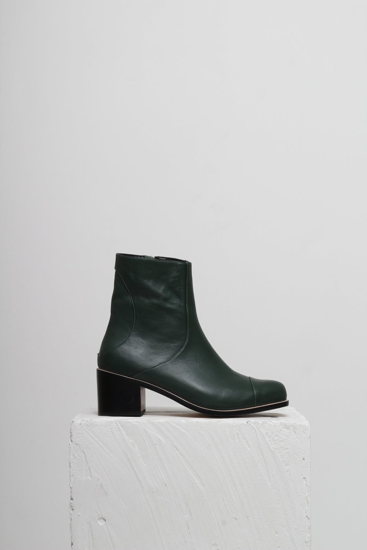 BOTA INÊS VERDE