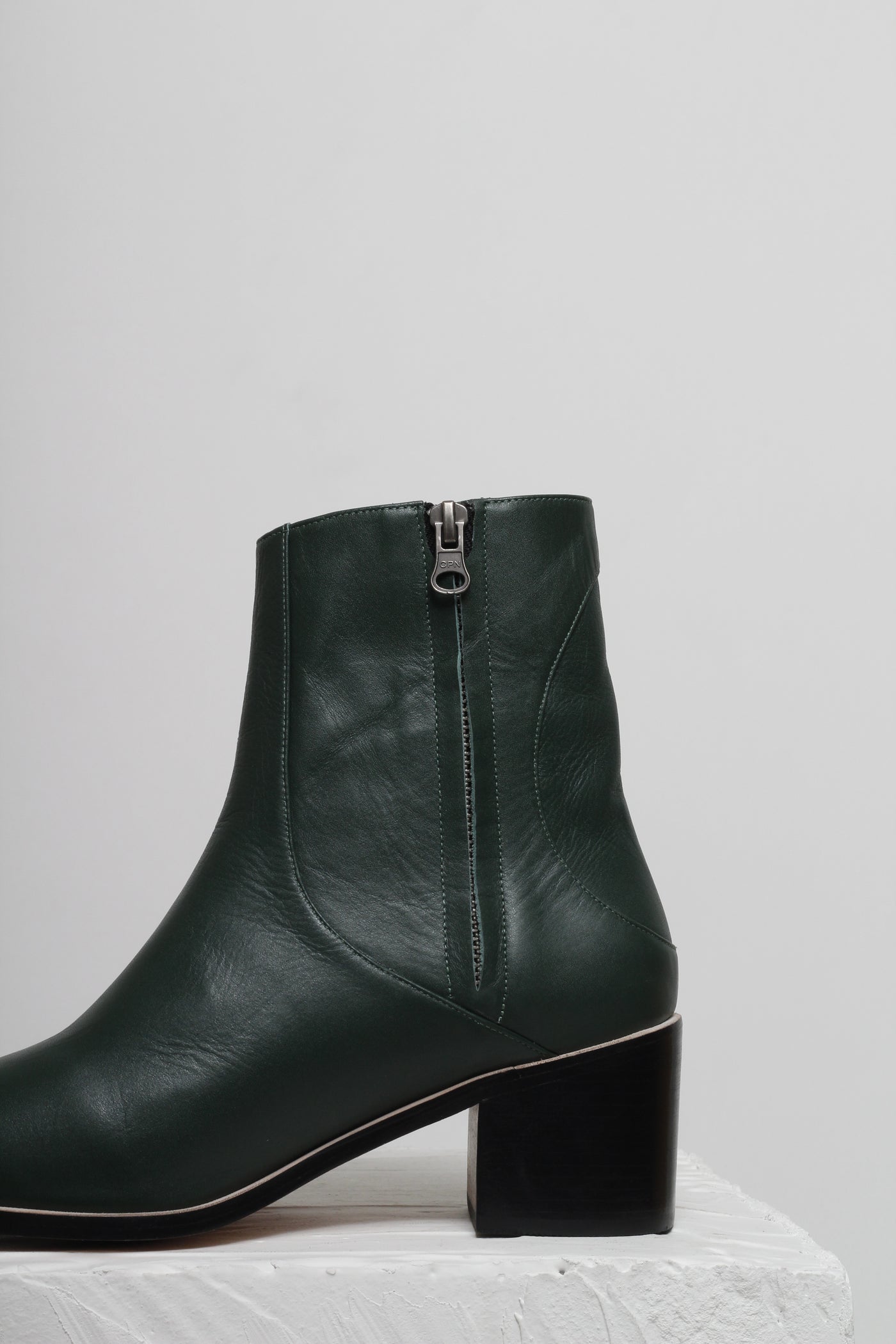 BOTA INÊS VERDE