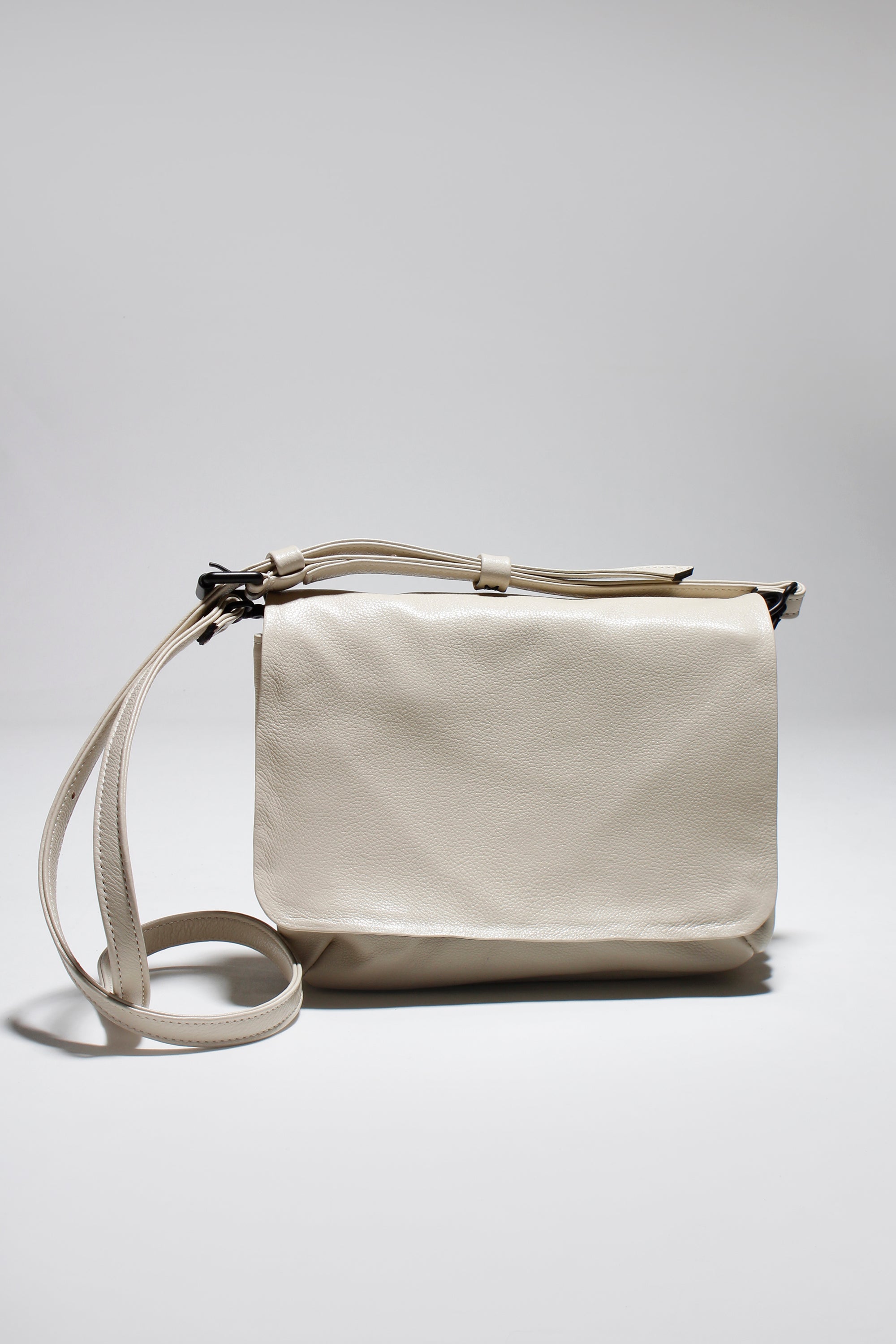 BOLSA AMÉLIA BONE