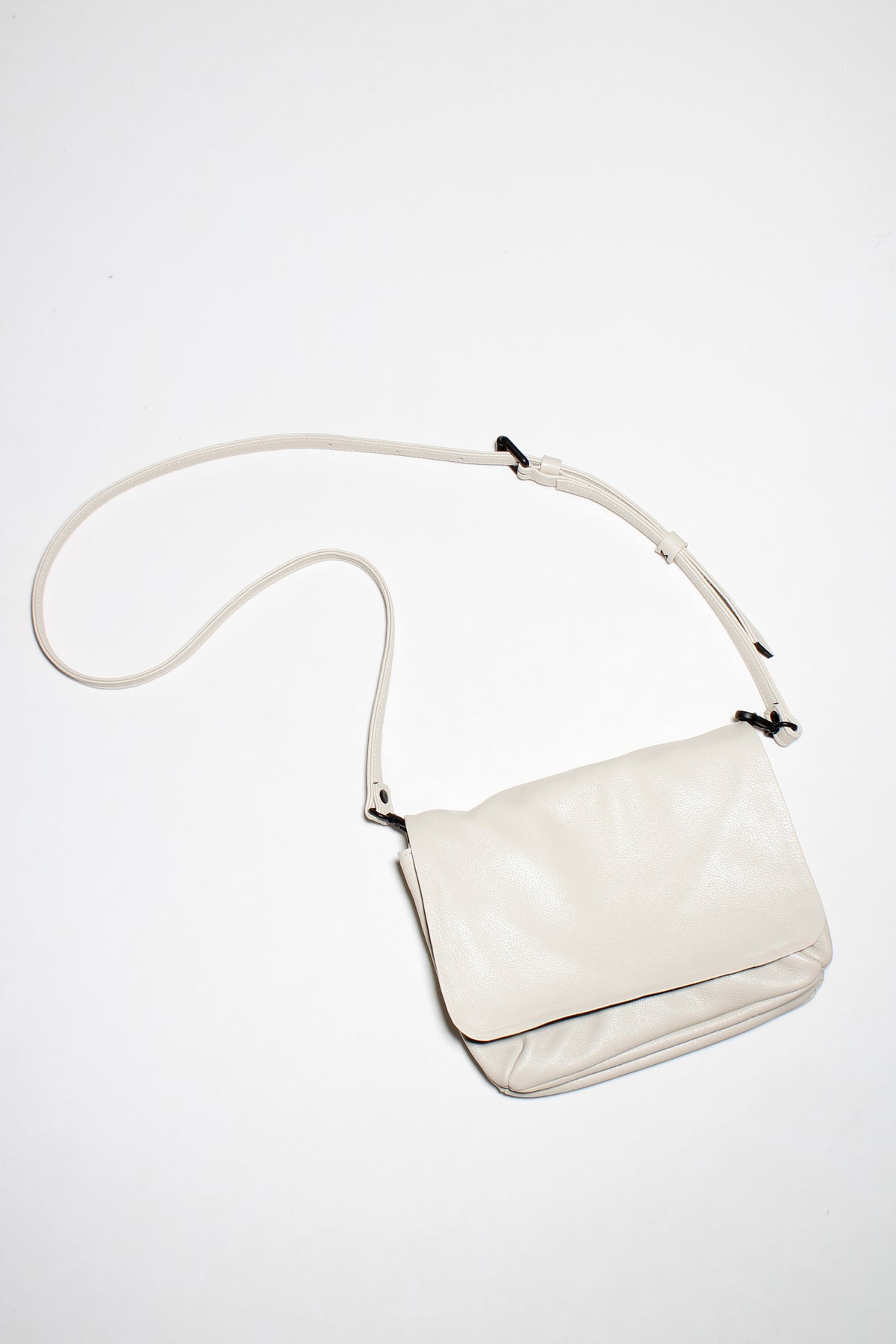 BOLSA AMÉLIA BONE