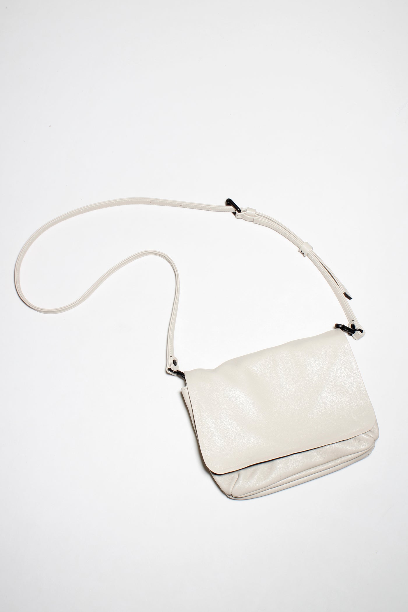 BOLSA AMÉLIA BONE