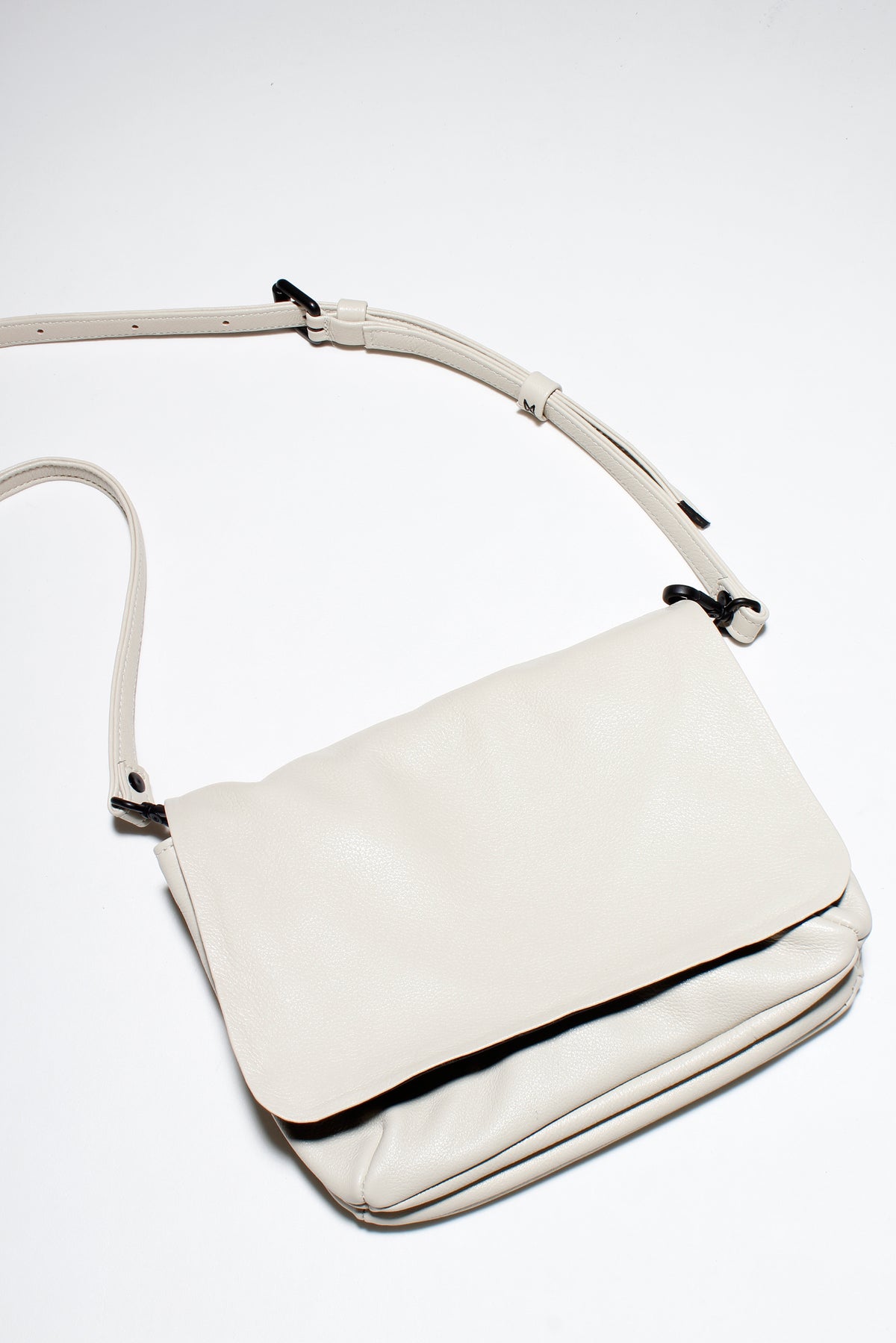 BOLSA AMÉLIA BONE