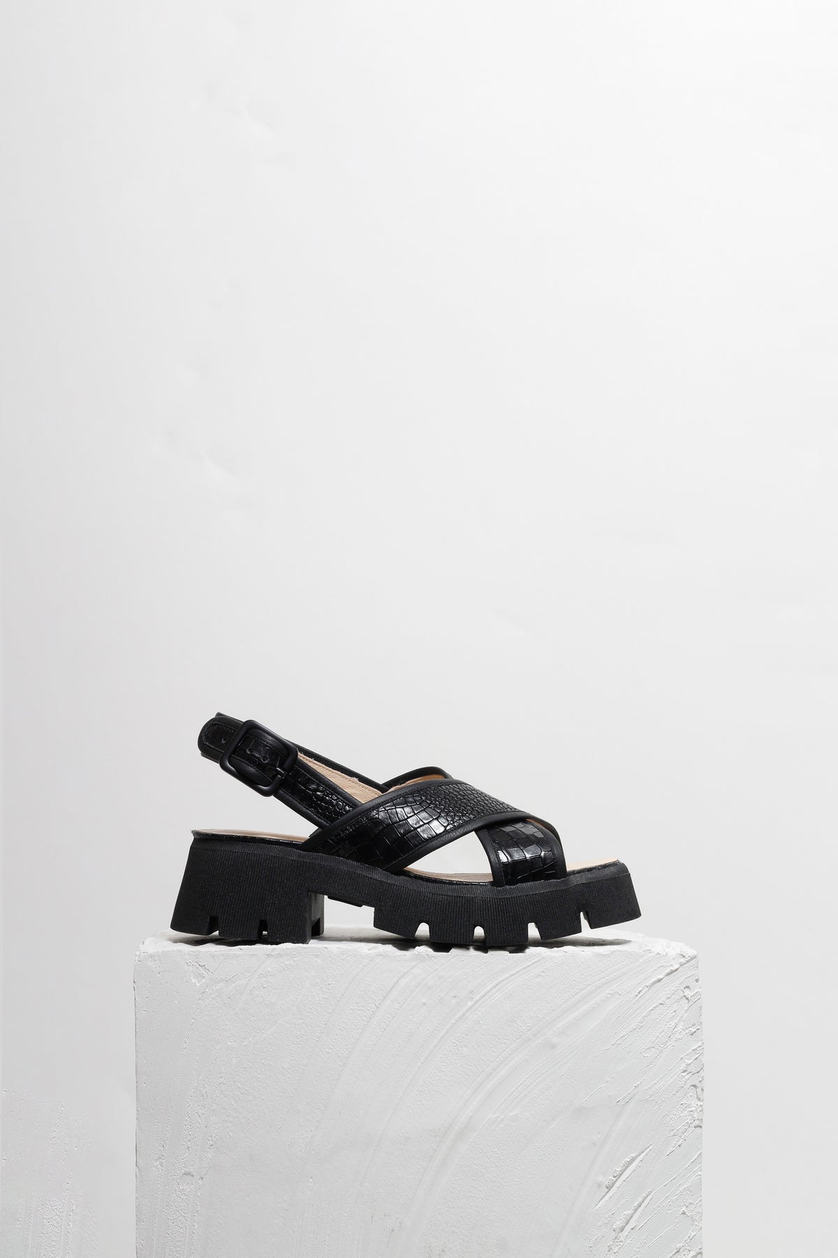 SANDÁLIA ANITA CROCO PRETO