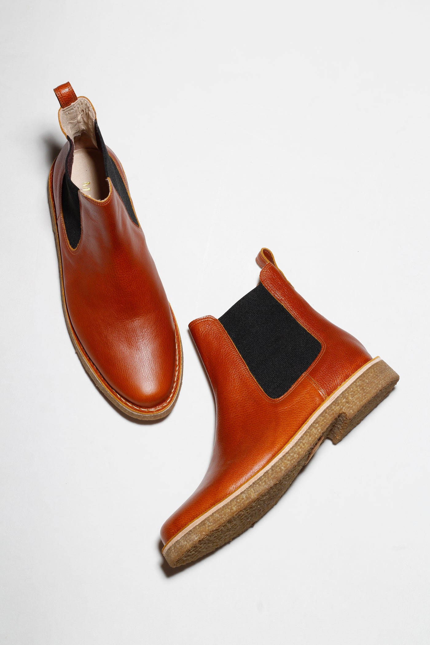 BOTA CHELSEA CRIS CARAMELO