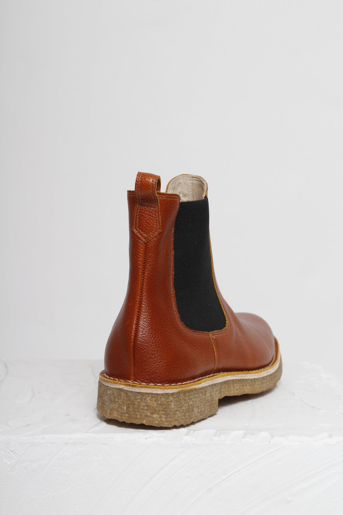 BOTA CHELSEA CRIS CARAMELO