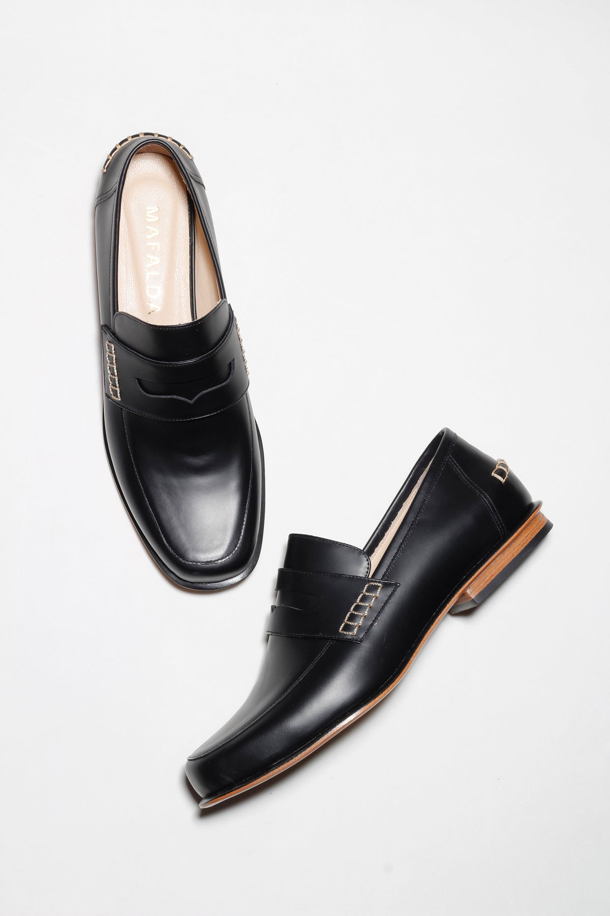MOCASSIM DIANA BOX PRETO