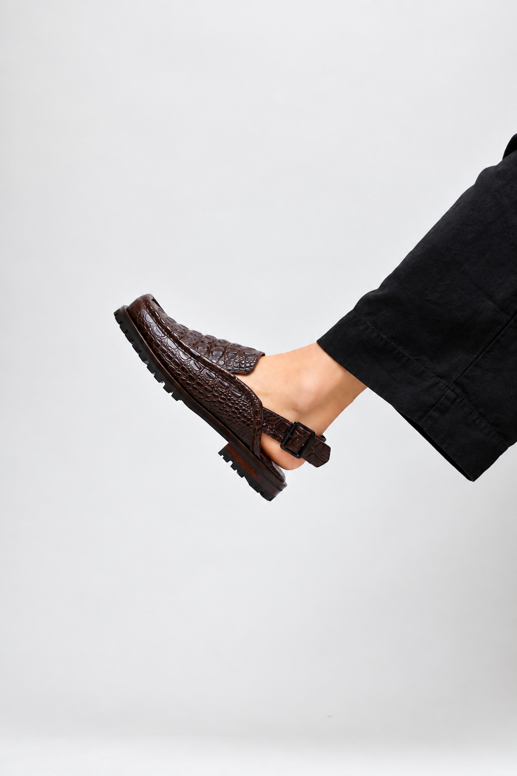 LOAFER DOMINIQUE CROCO MARROM