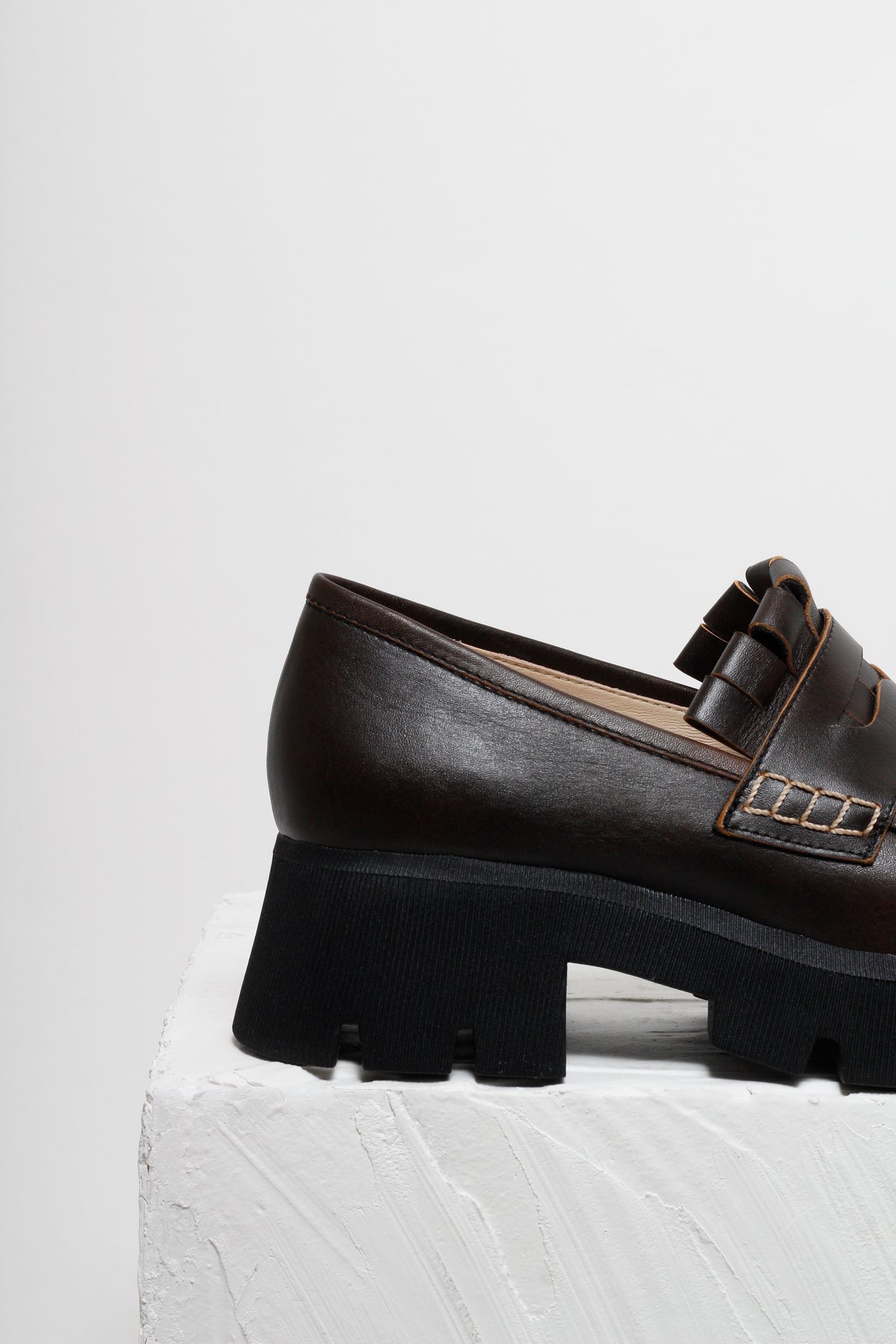 MOCASSIM FRANCIS MARROM