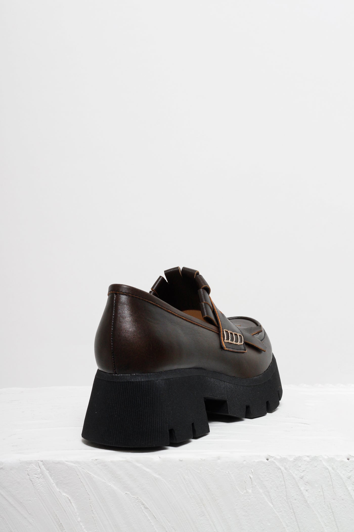MOCASSIM FRANCIS MARROM
