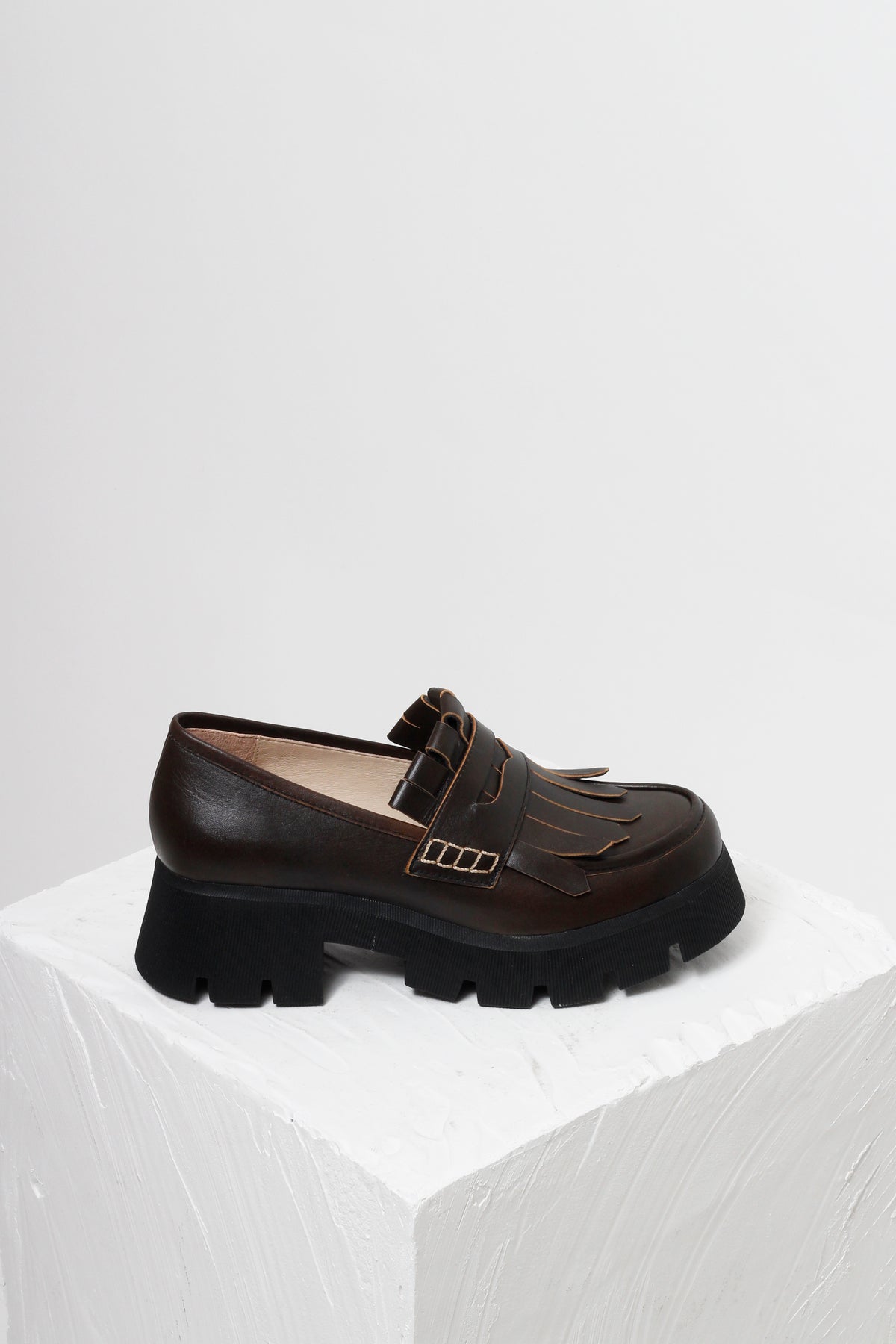 MOCASSIM FRANCIS MARROM