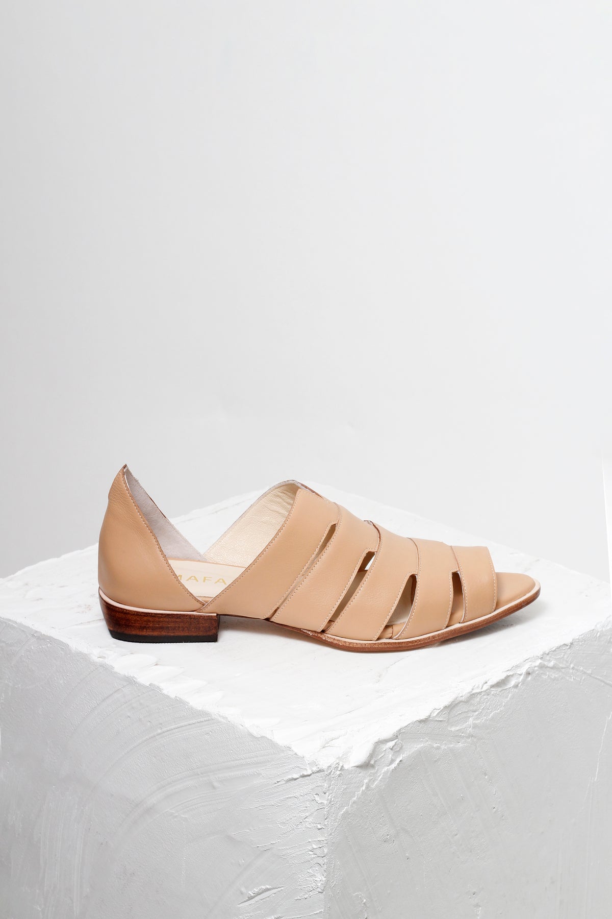 SAPATO GISELE CAMELO
