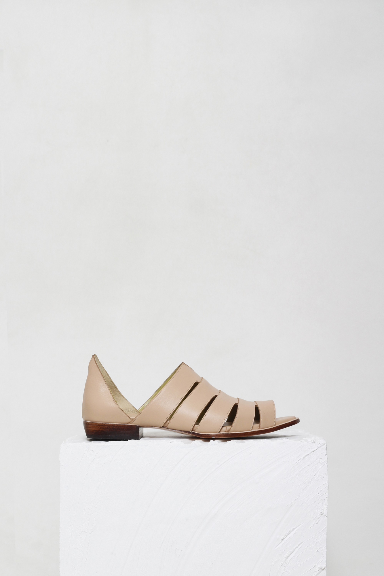 SAPATO GISELE CAMELO