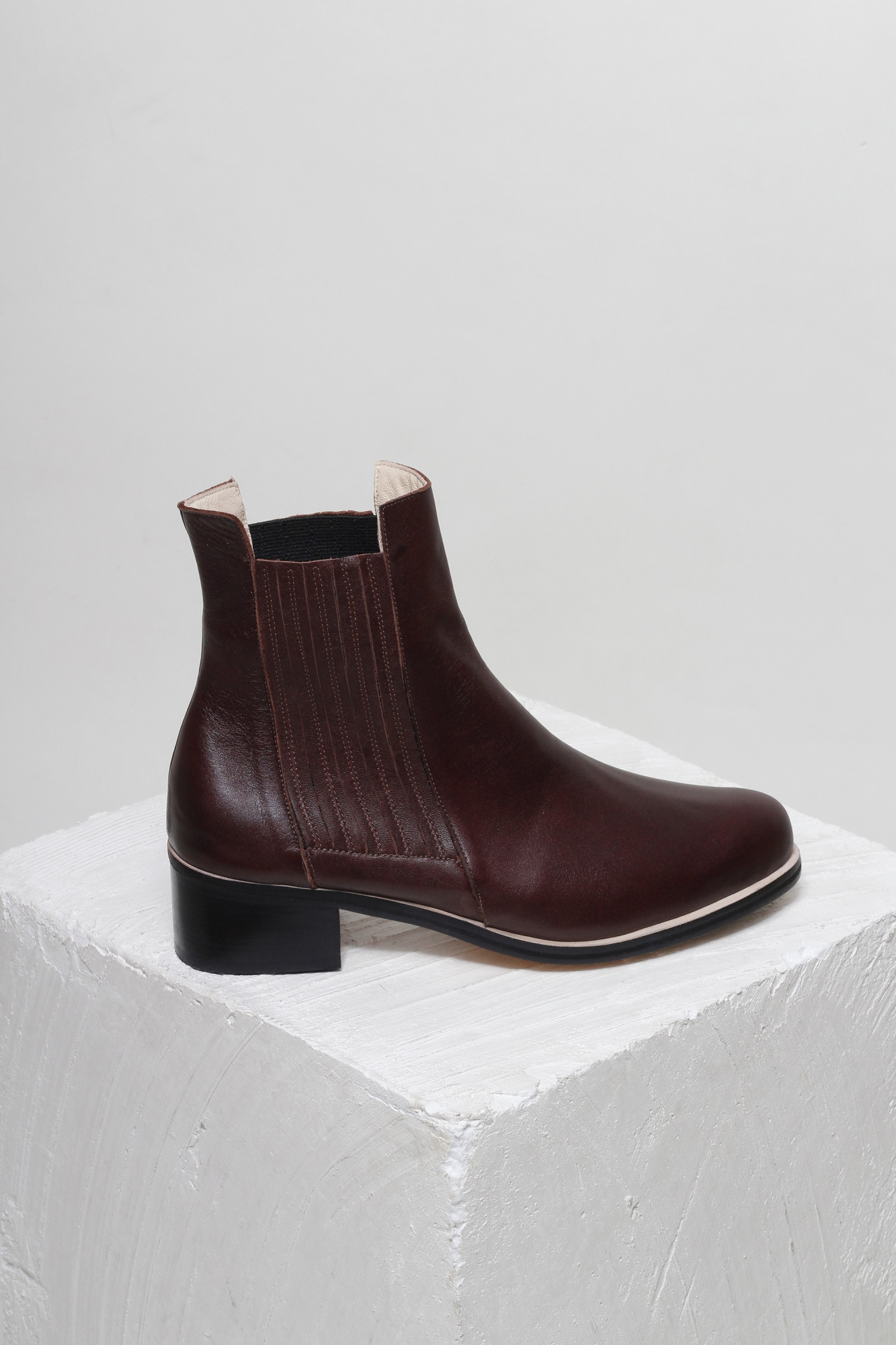 BOTA NINA CAFÉ