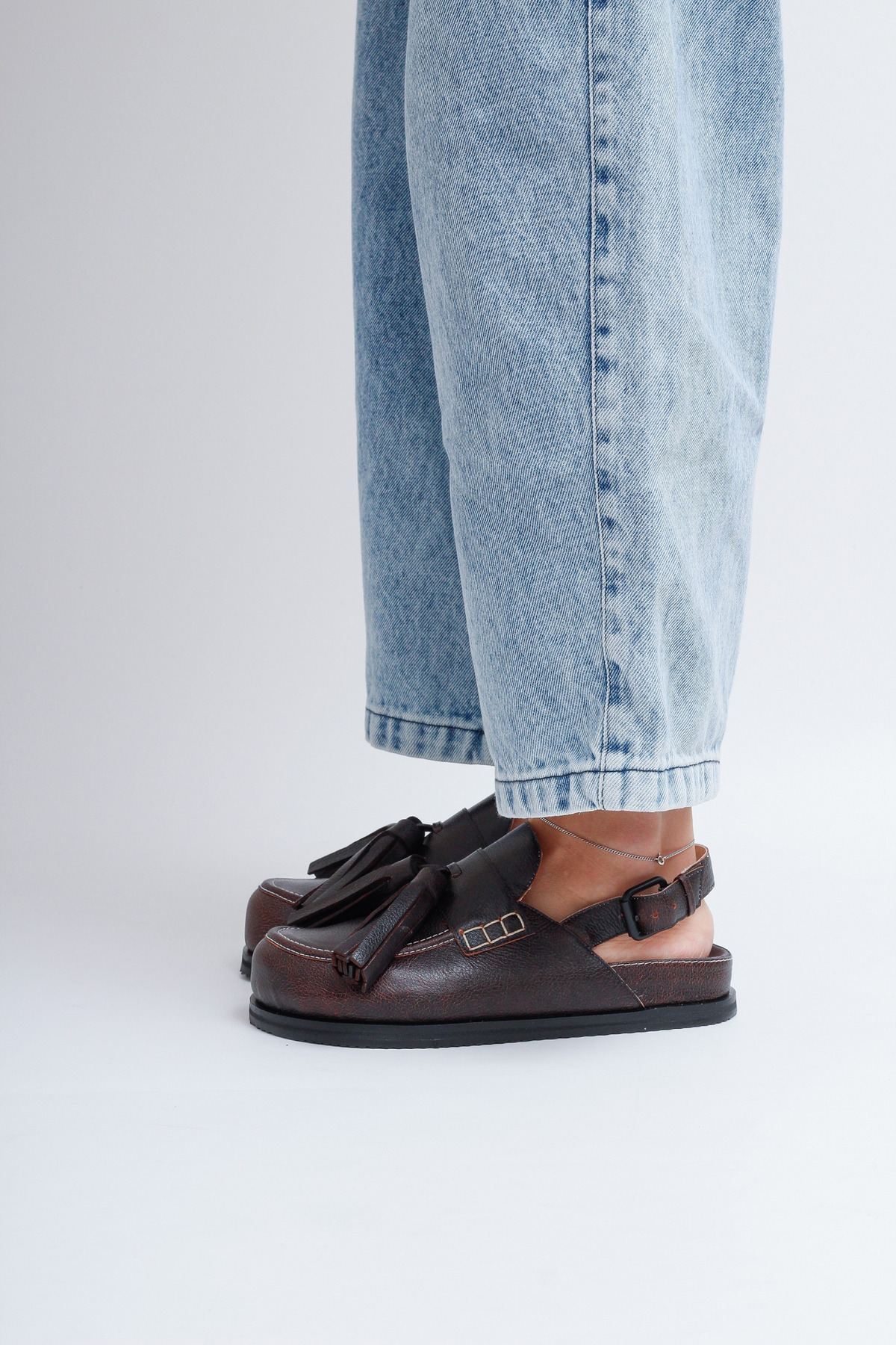PAPETE  ZOE FLOATER MARROM ESCURO