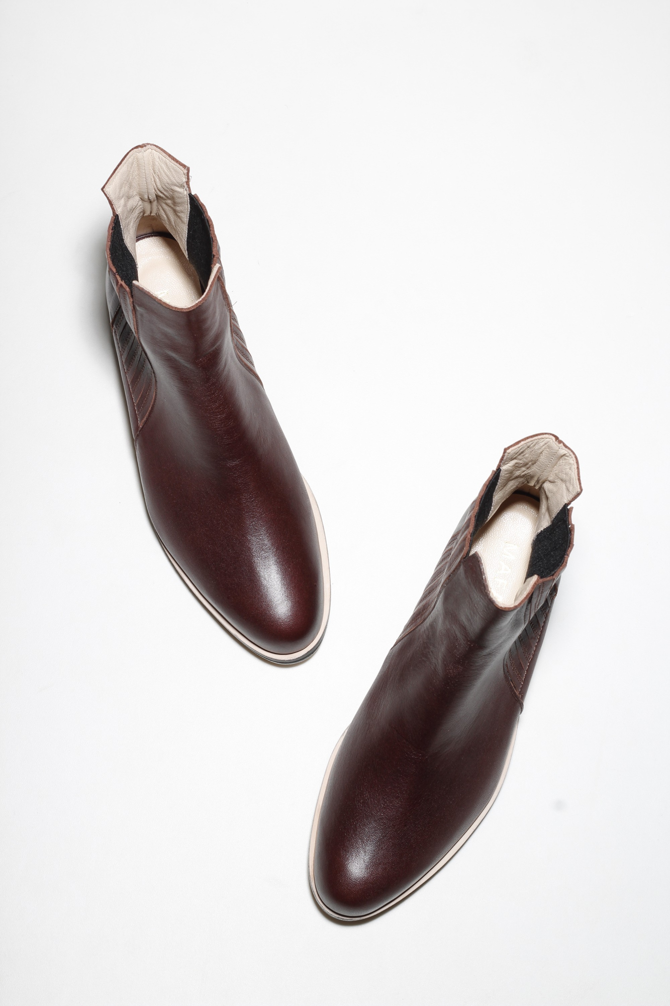BOTA NINA CAFÉ