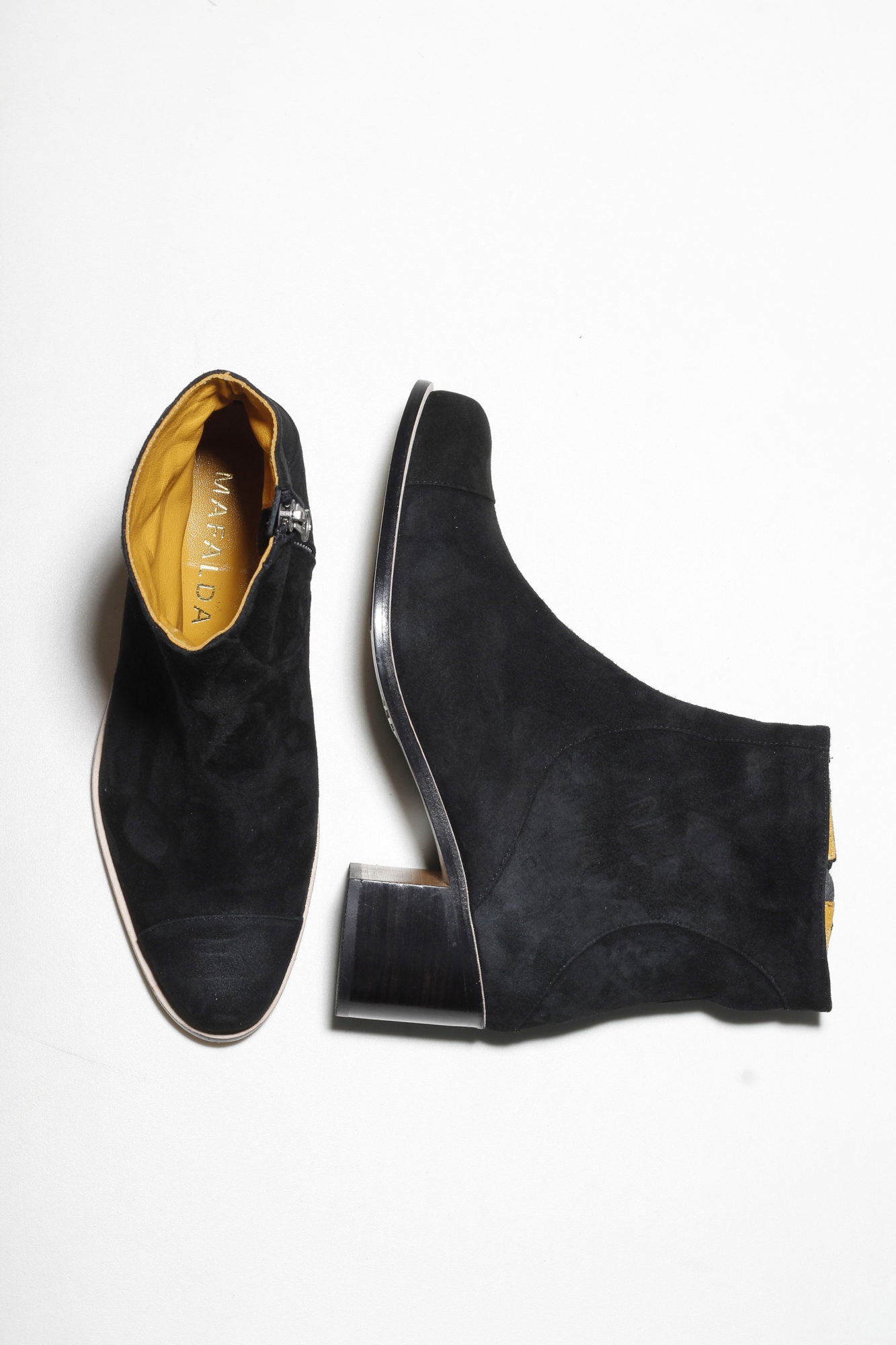 BOTA INÊS CAMURÇA PRETO