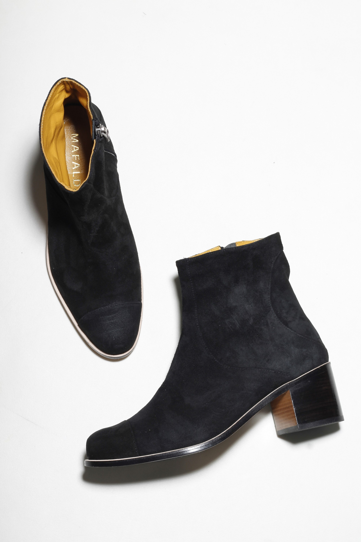 BOTA INÊS CAMURÇA PRETO