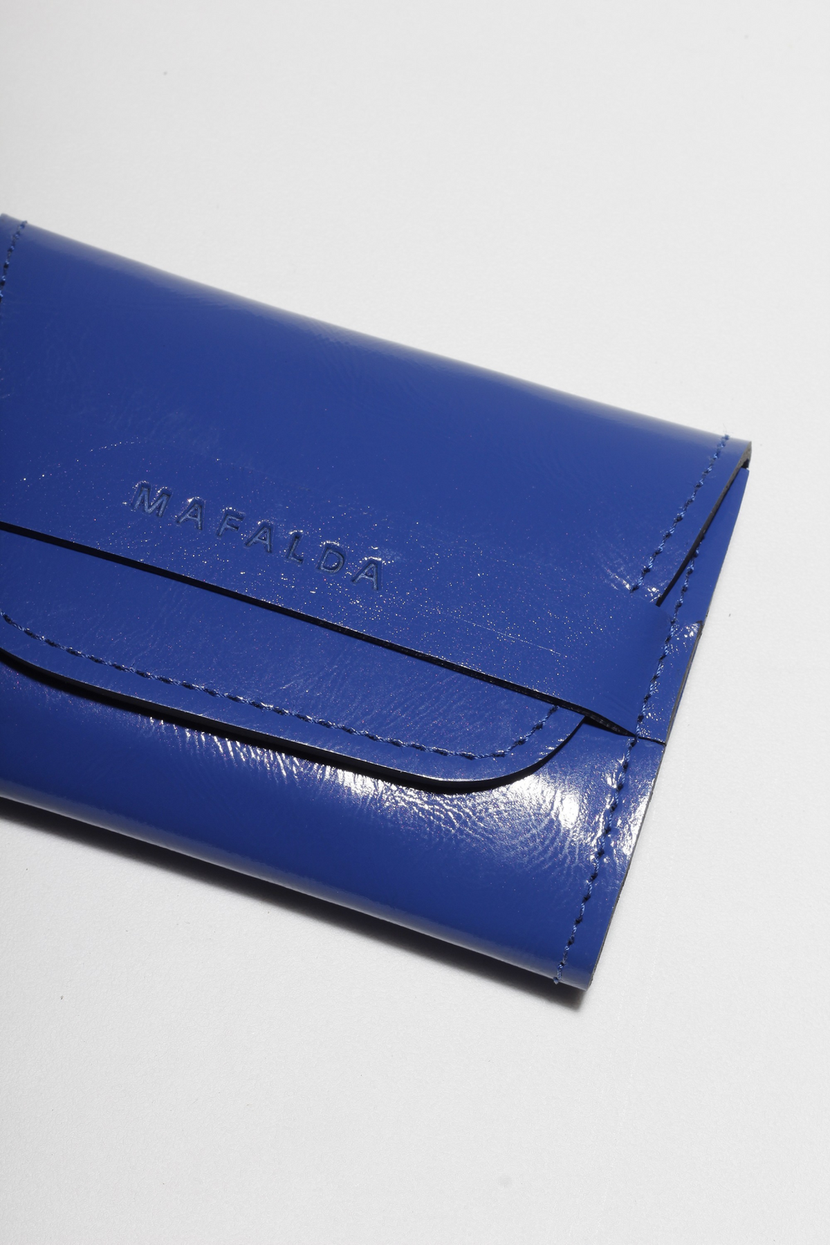 CARTEIRA VERNIZ CLASSIC BLUE