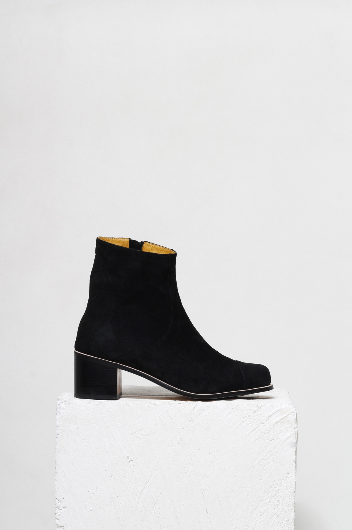 BOTA INÊS CAMURÇA PRETO