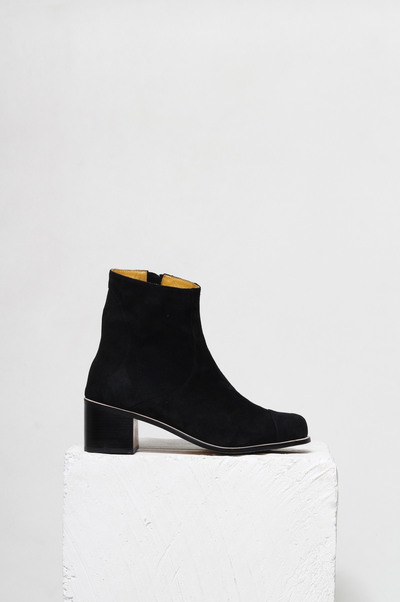 BOTA INÊS CAMURÇA PRETO
