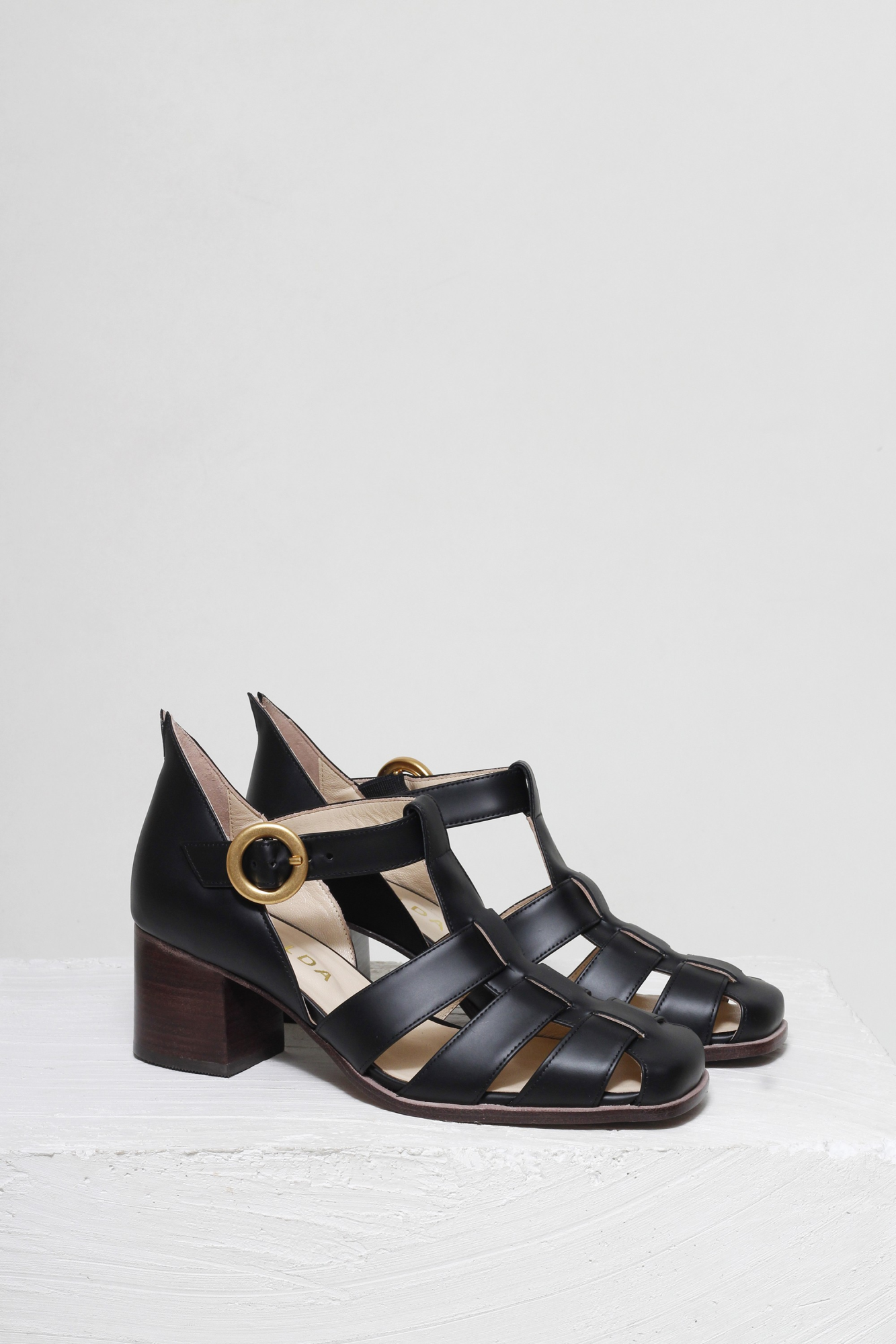 SAPATO FANTINE BOX PRETO