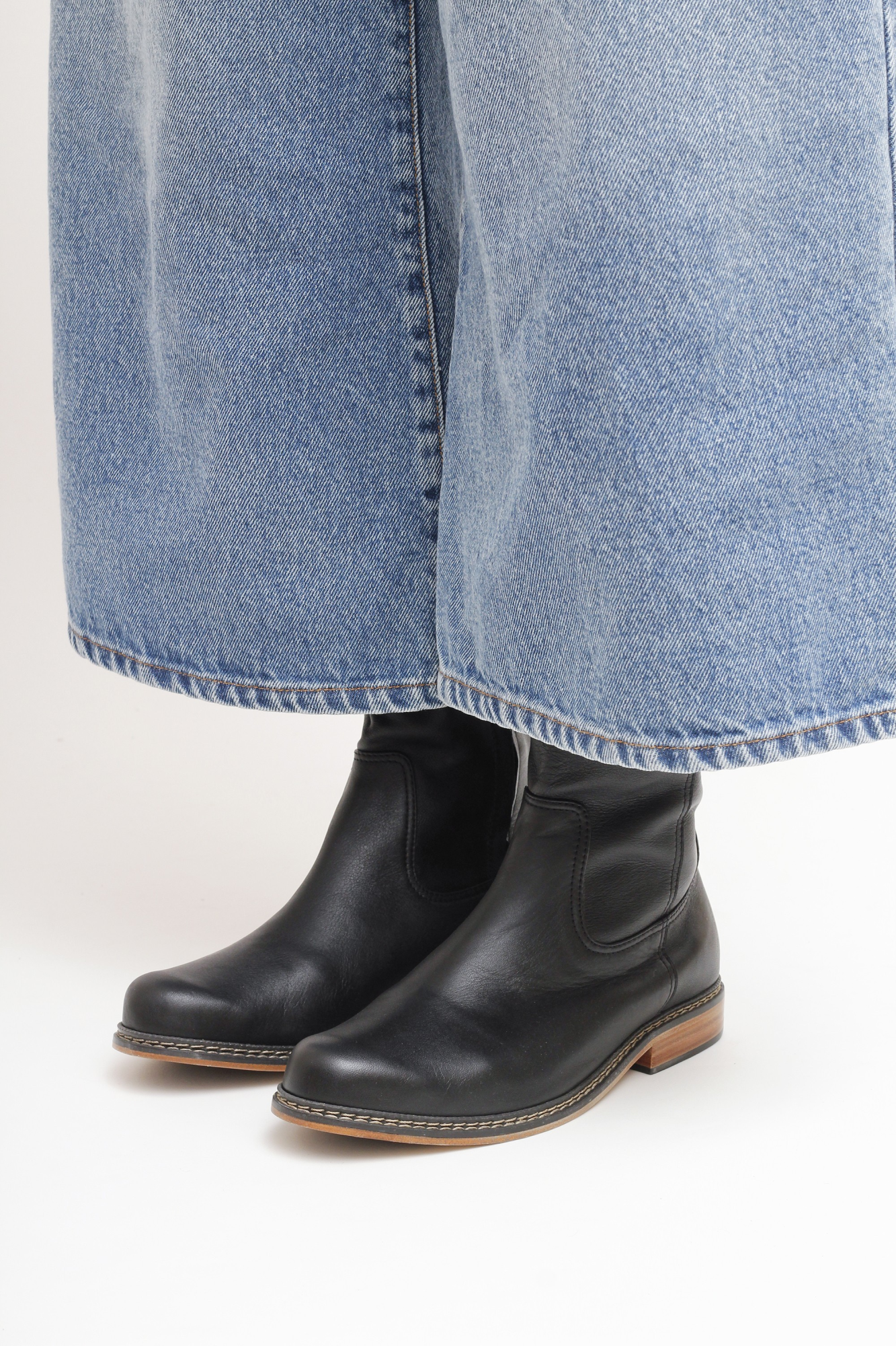 BOTA MEGAN PRETO