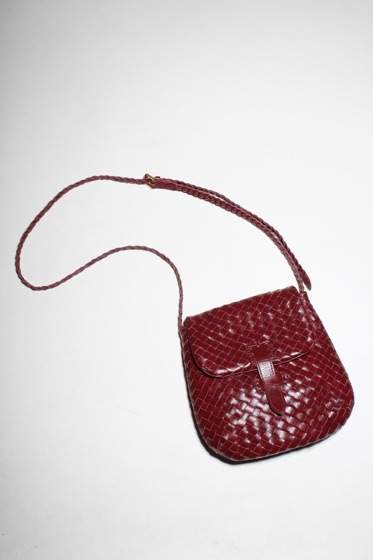 BOLSA TRESSÊ VINHO
