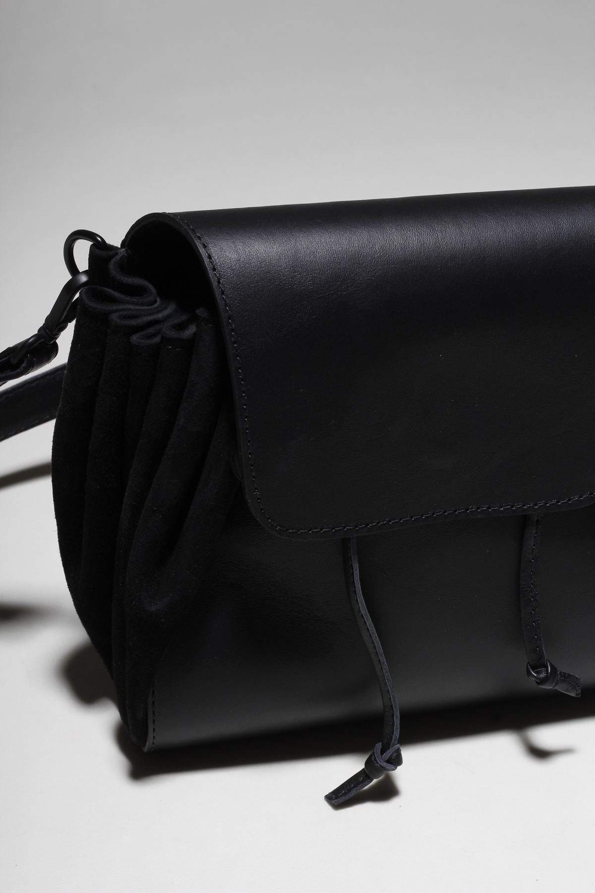 BOLSA MADELEINE PRETA