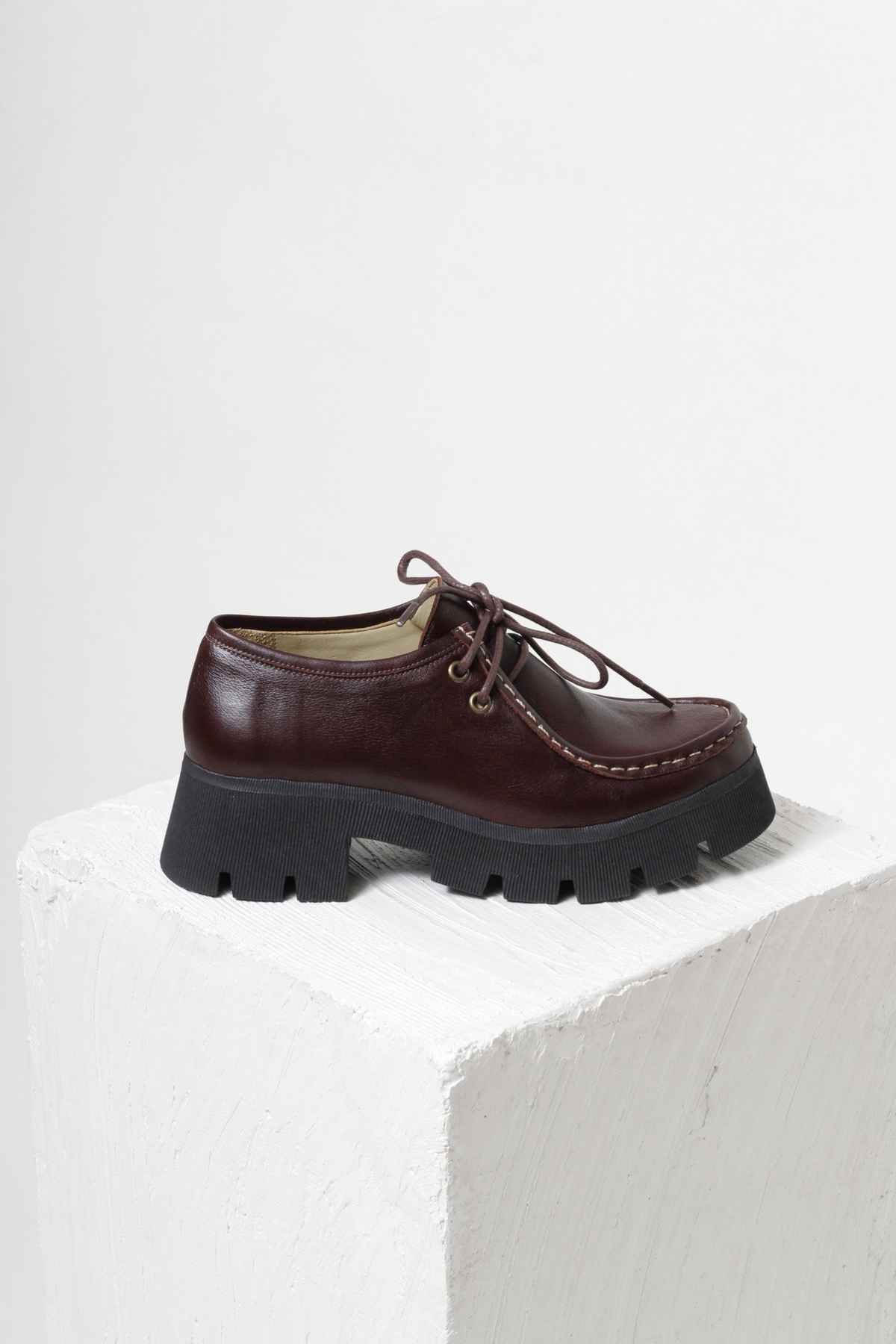 LOAFER WALLABEE NAOMI CAFÉ