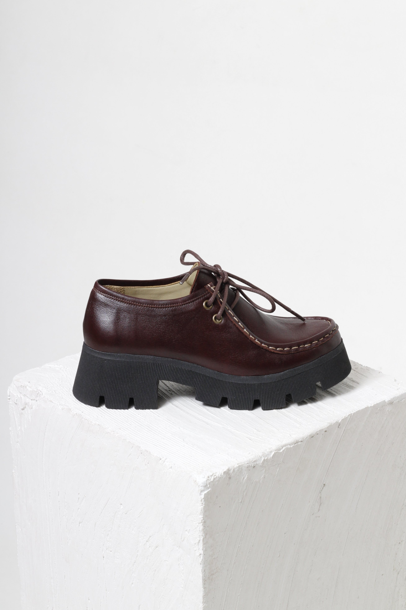 LOAFER WALLABEE NAOMI CAFÉ