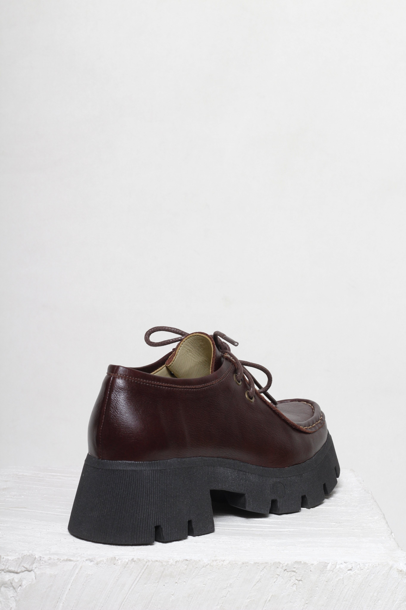 LOAFER WALLABEE NAOMI CAFÉ