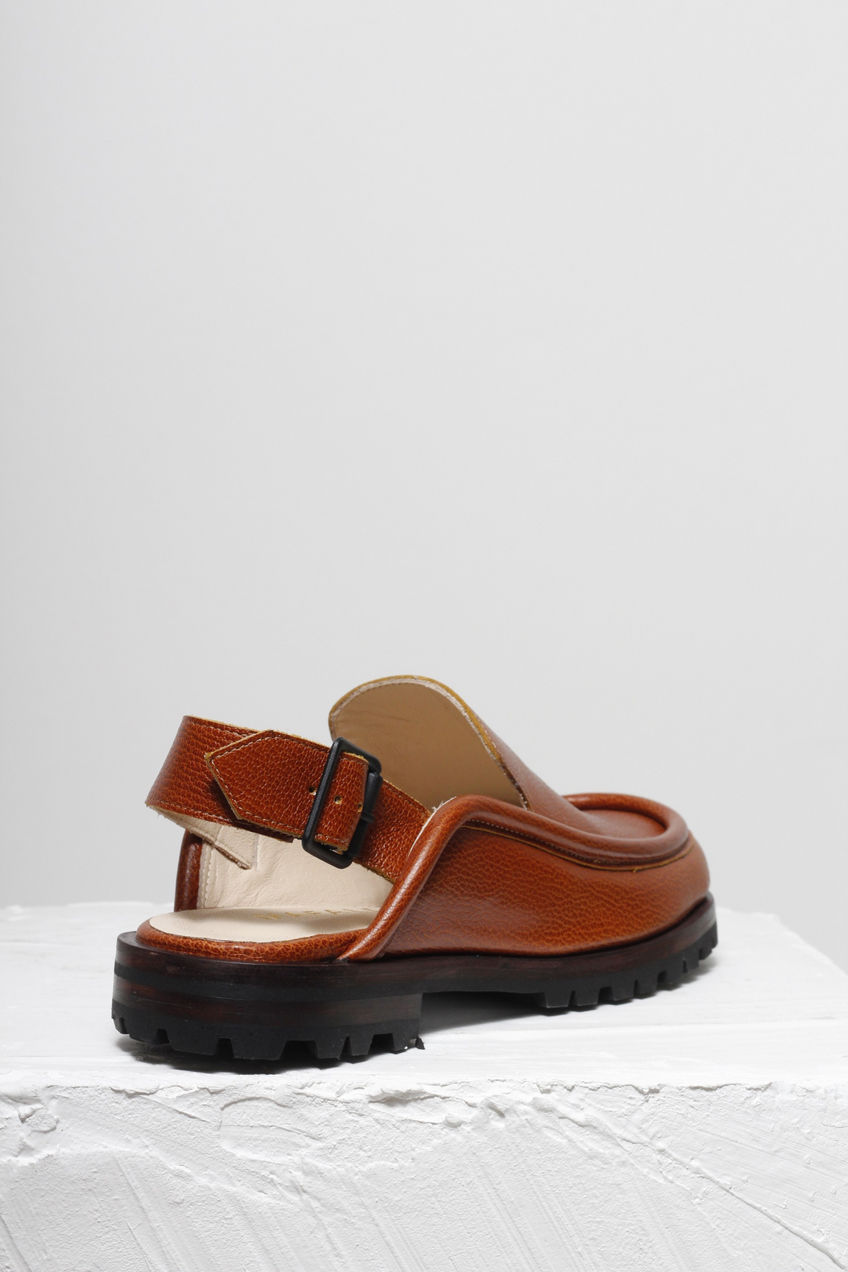 LOAFER DOMINIQUE CARAMELO