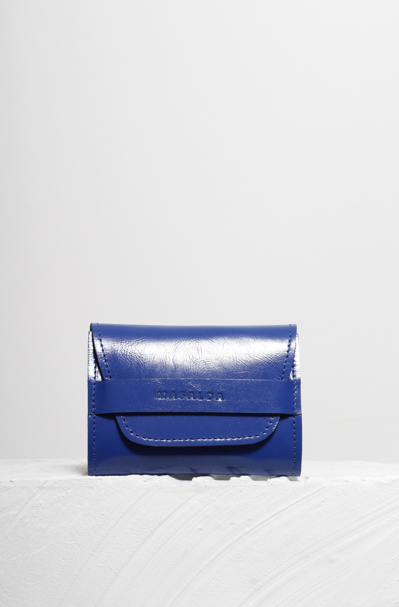 CARTEIRA VERNIZ CLASSIC BLUE