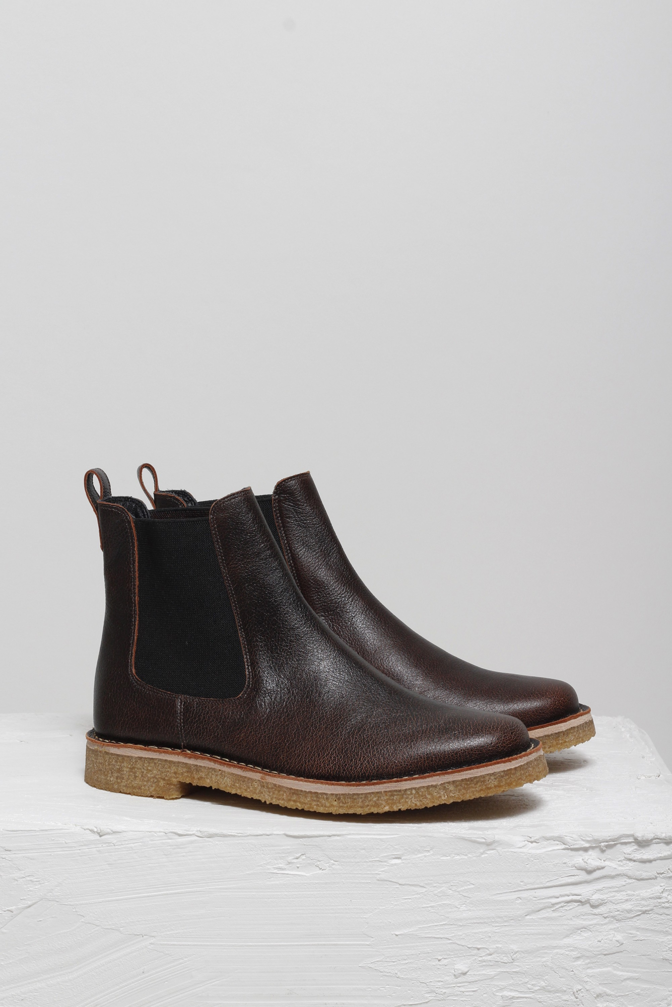 BOTA CHELSEA CRIS FLOATER MARROM ESCURO