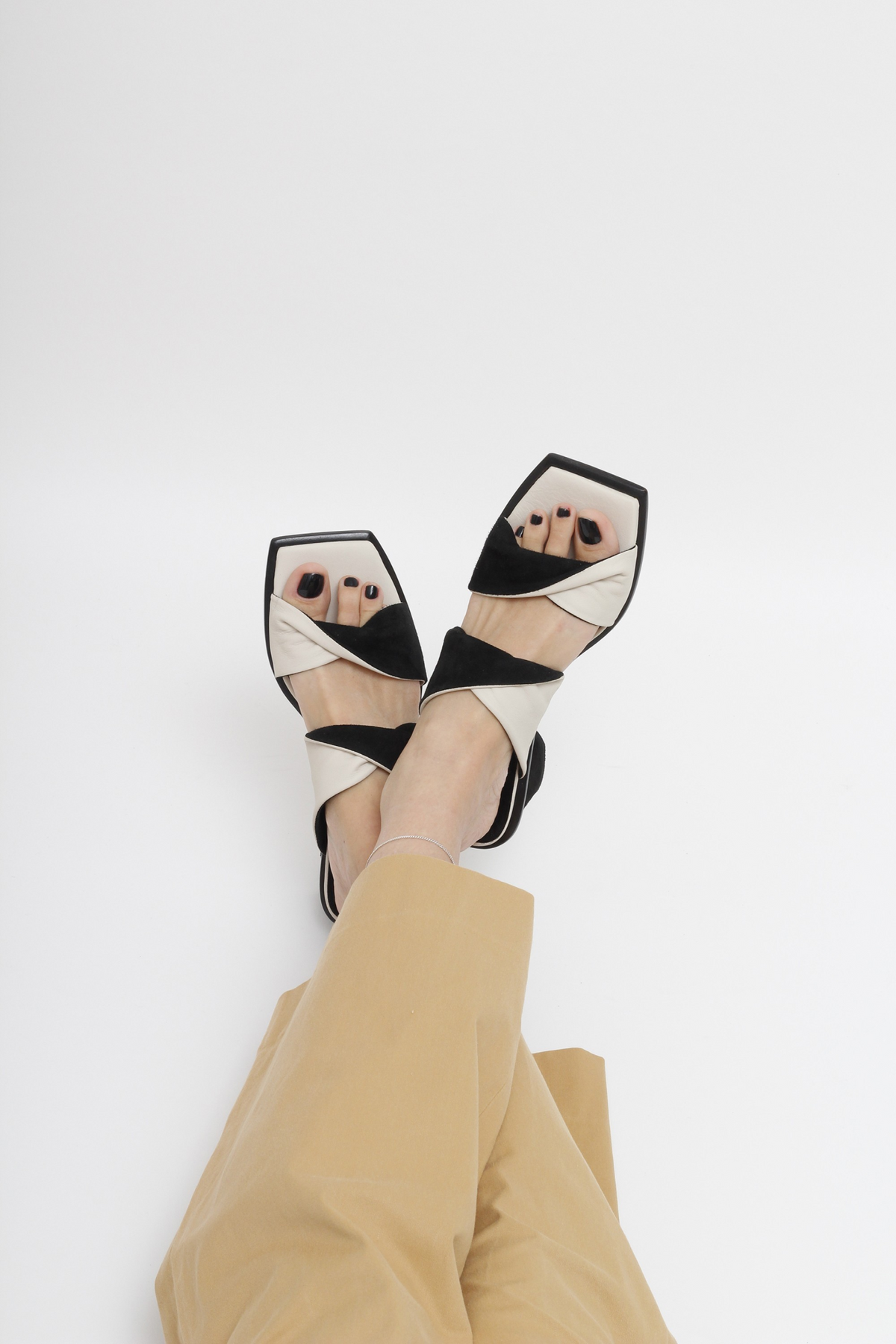 SAPATO TINA  BONE