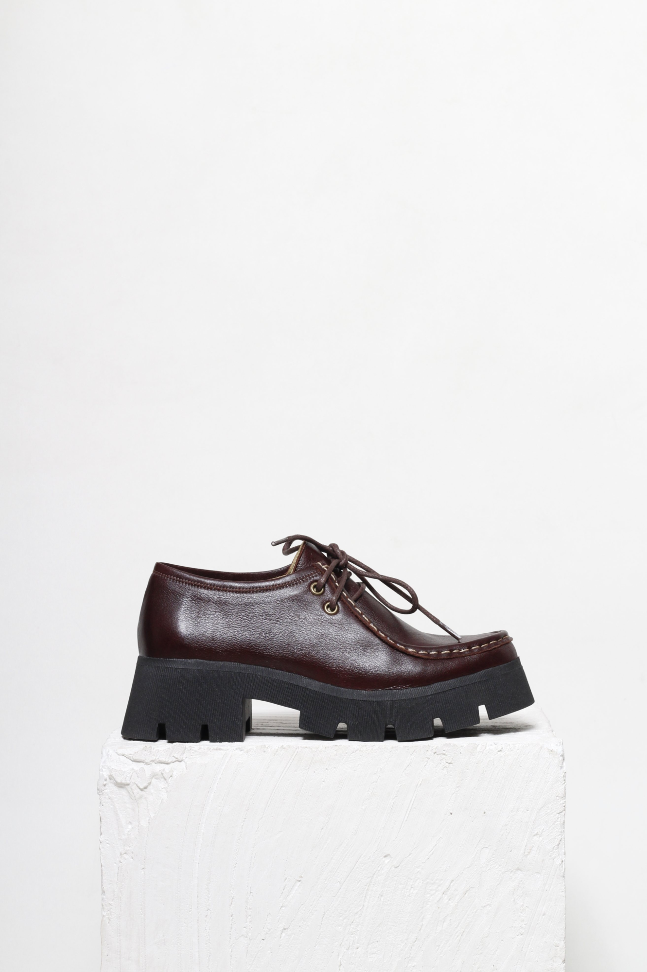 LOAFER WALLABEE NAOMI CAFÉ