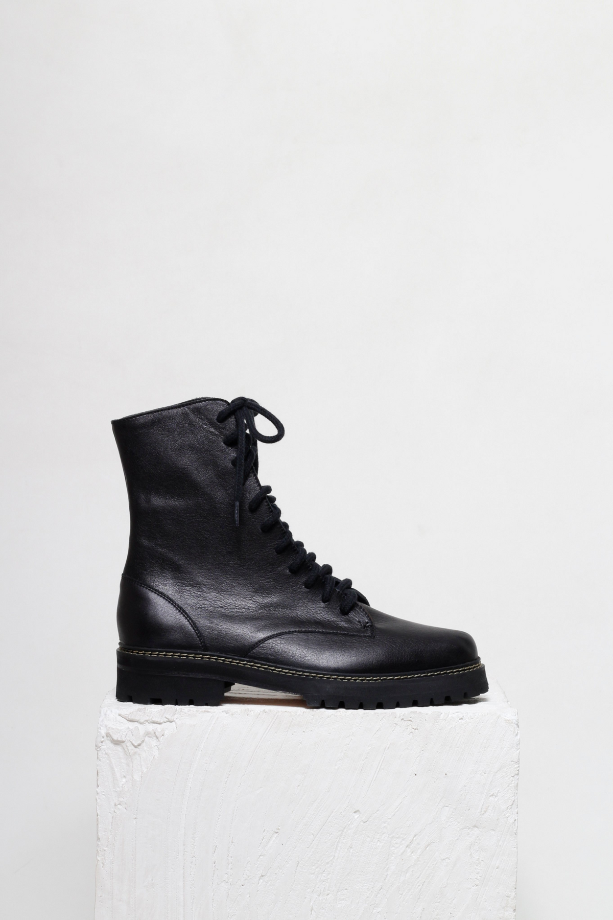 BOTA ANGELINA PRETO