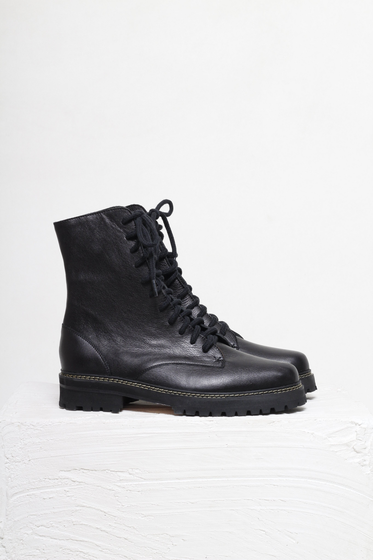 BOTA ANGELINA PRETO