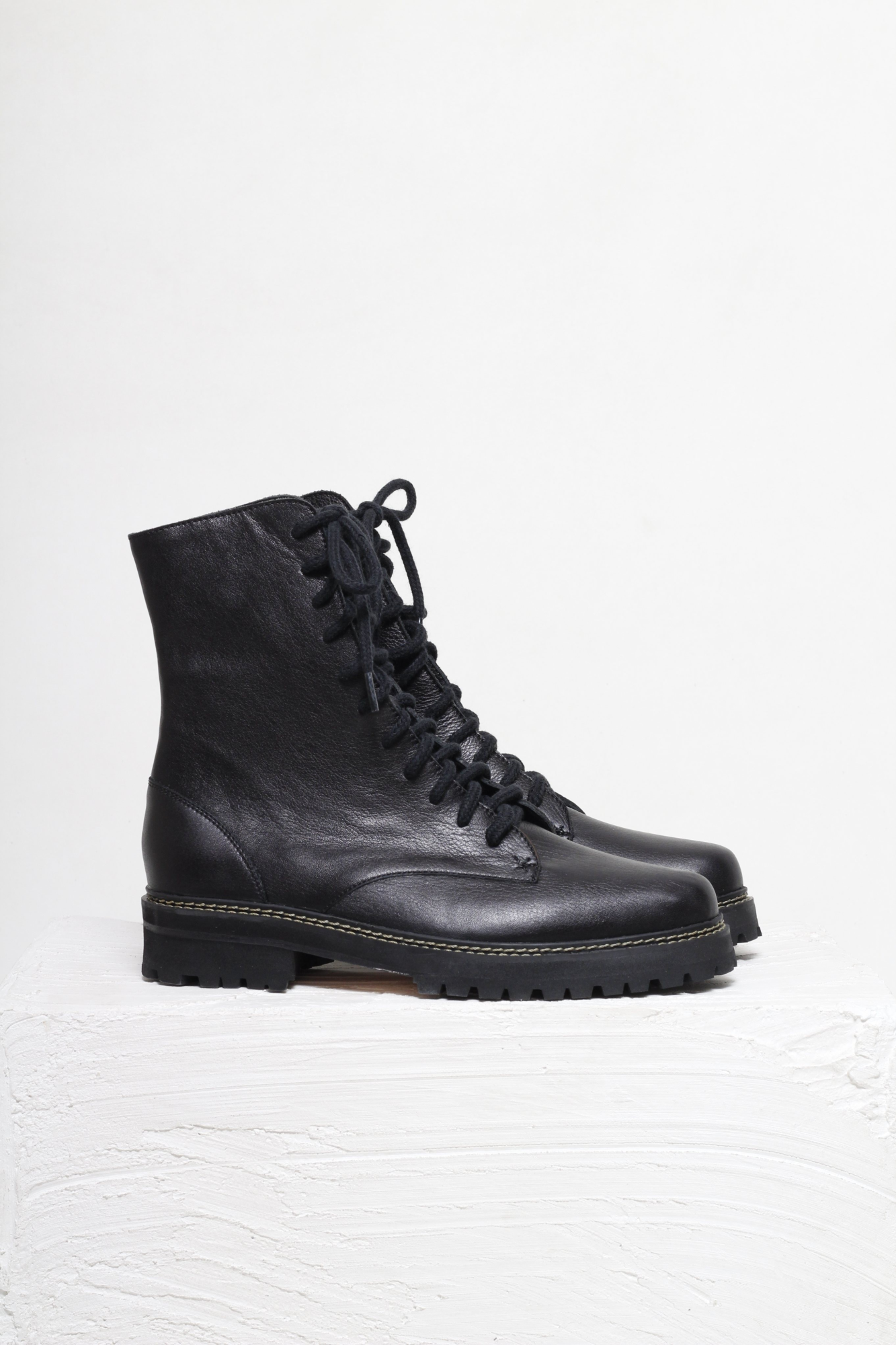 BOTA ANGELINA PRETO