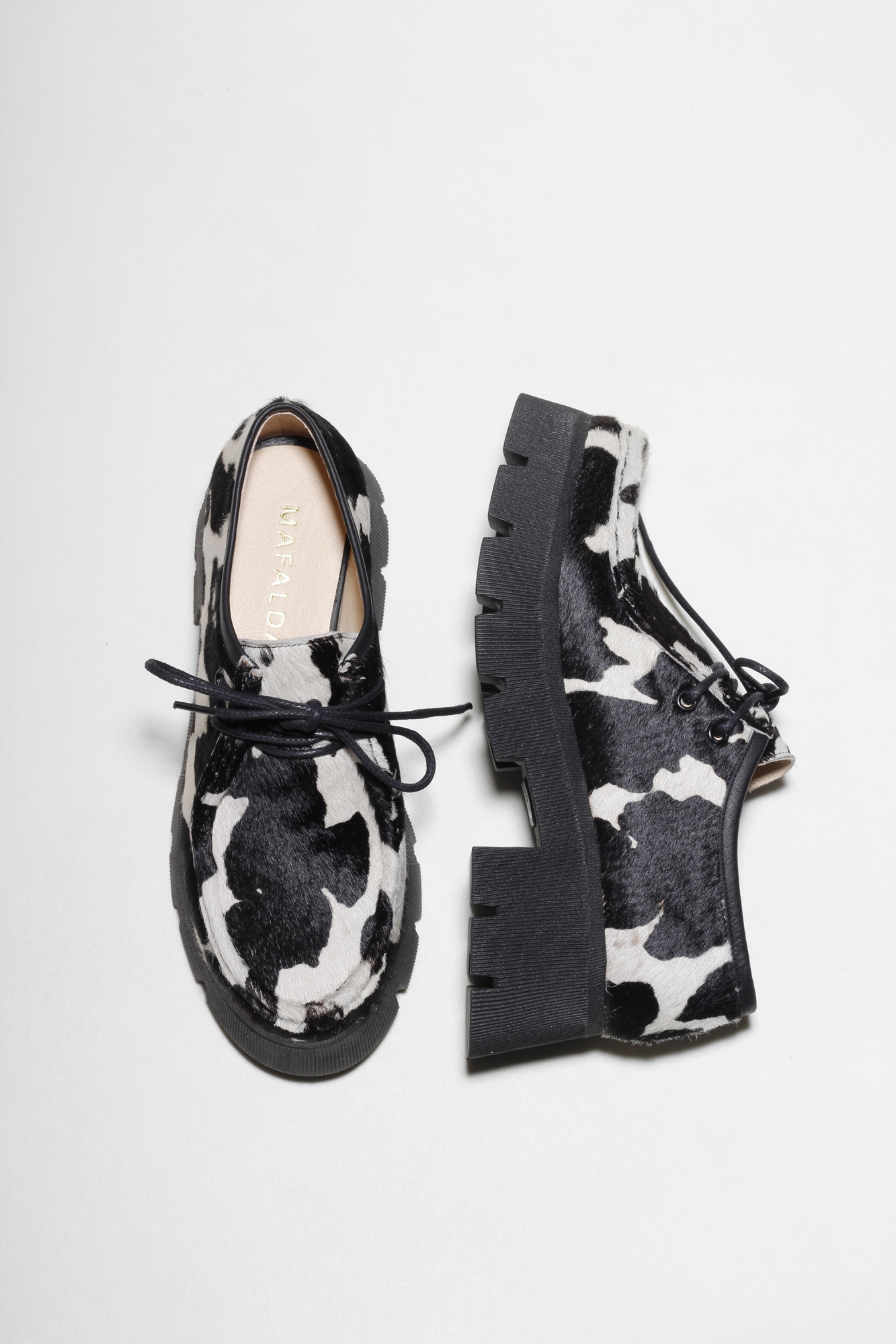 LOAFER WALLABEE NAOMI  PÊLO VACA