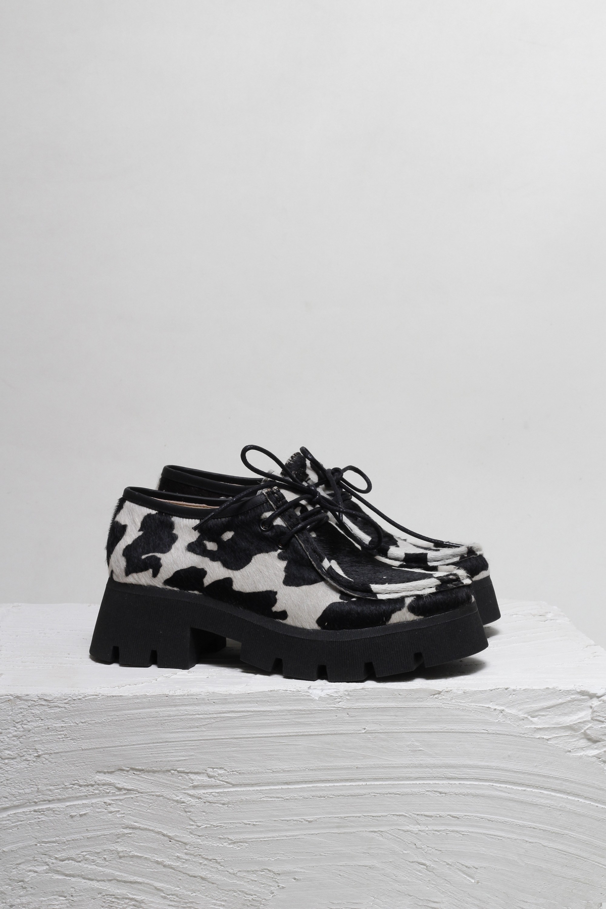 LOAFER WALLABEE NAOMI  PÊLO VACA