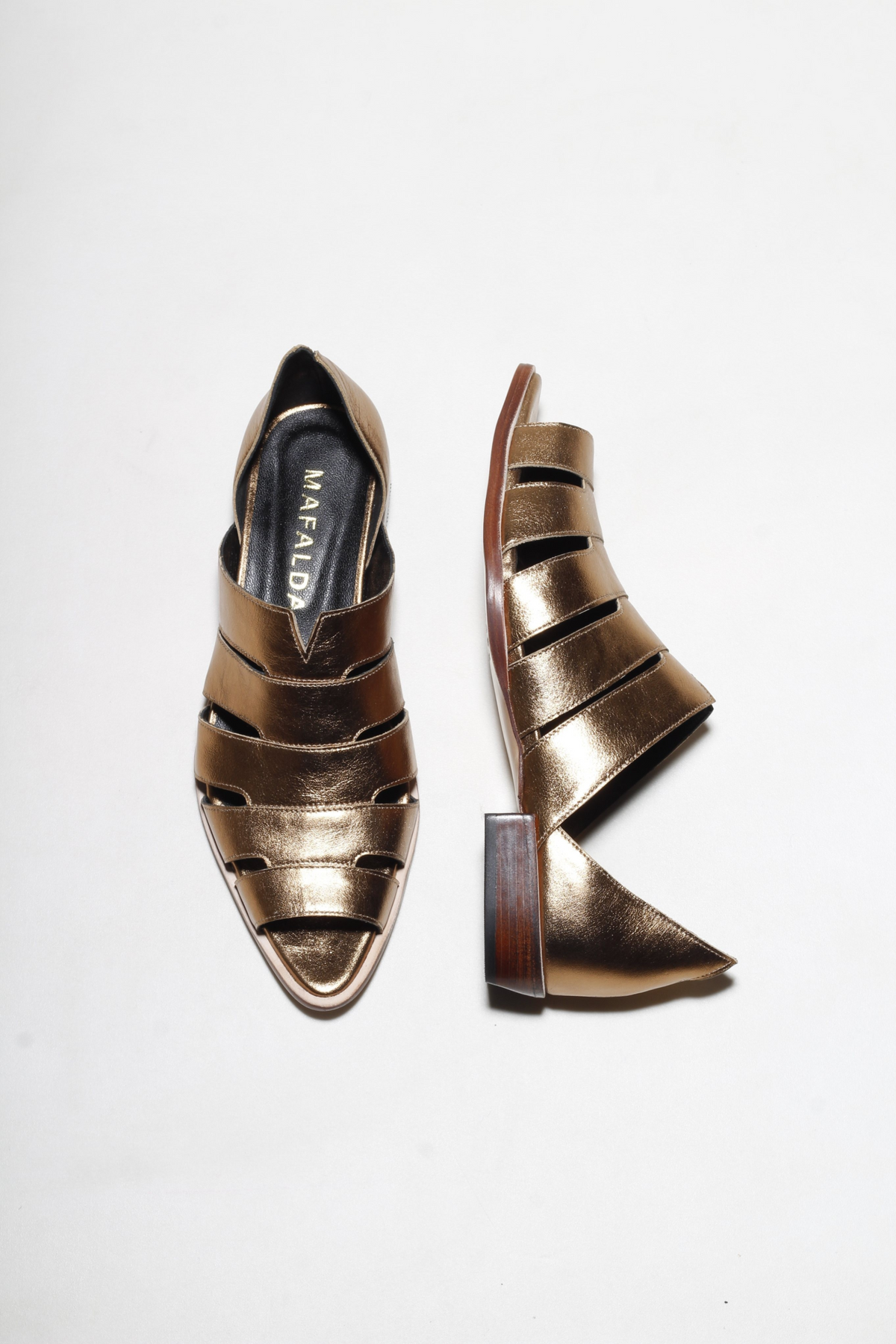 SAPATO GISELE OURO VELHO