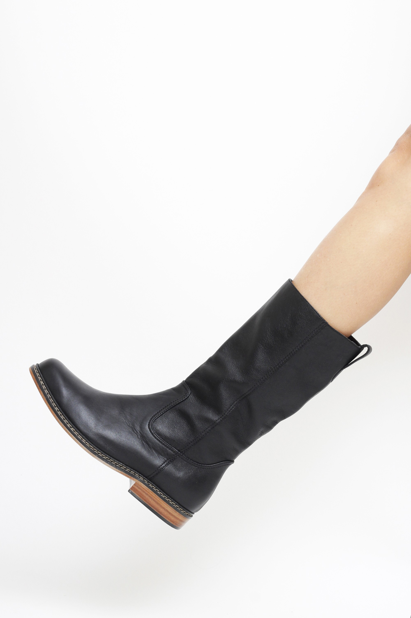 BOTA MEGAN PRETO