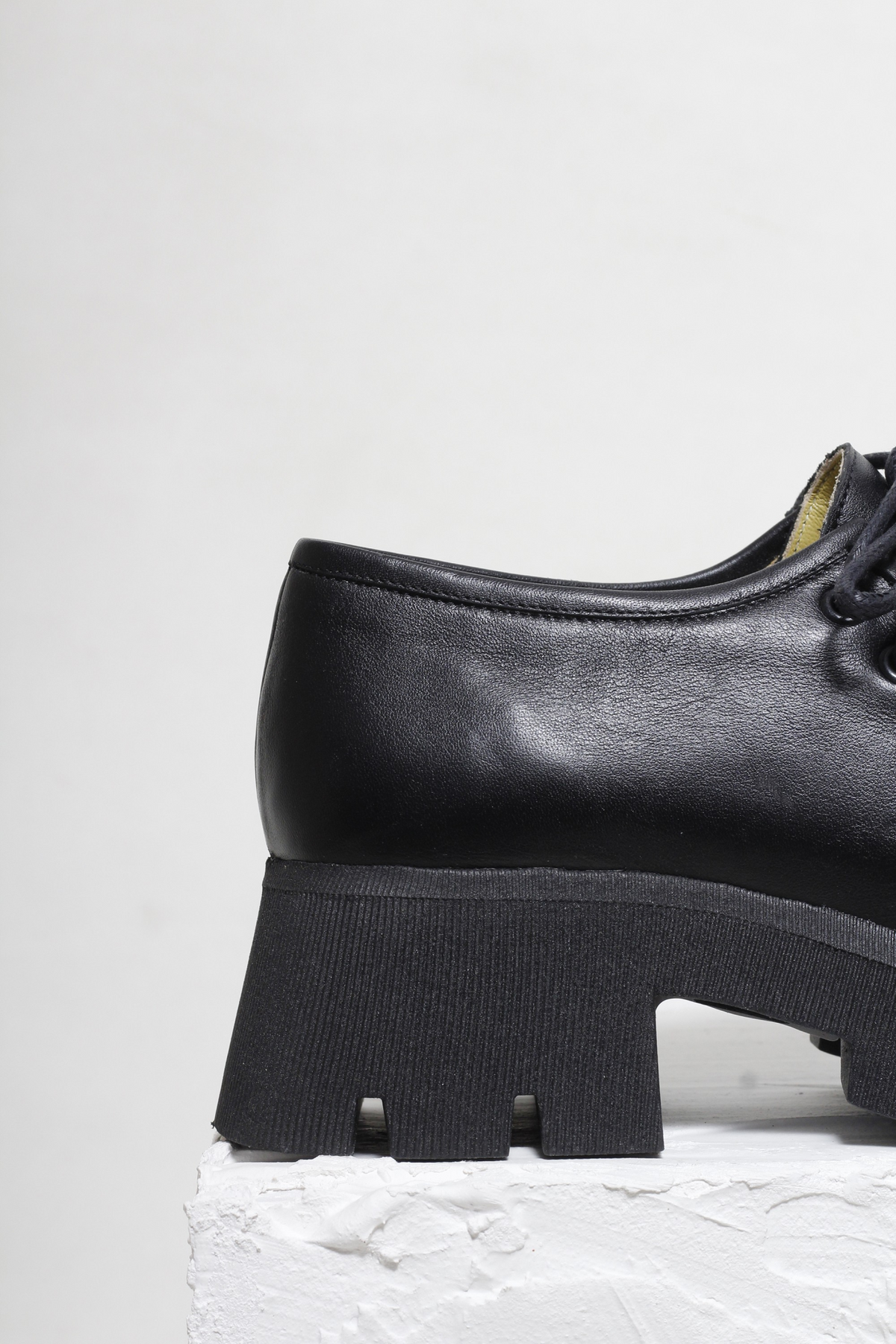 LOAFER WALLABEE NAOMI PRETO