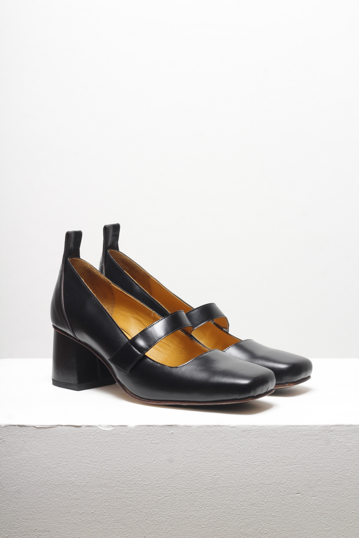 SAPATO SALTO JAMILE BOX PRETO