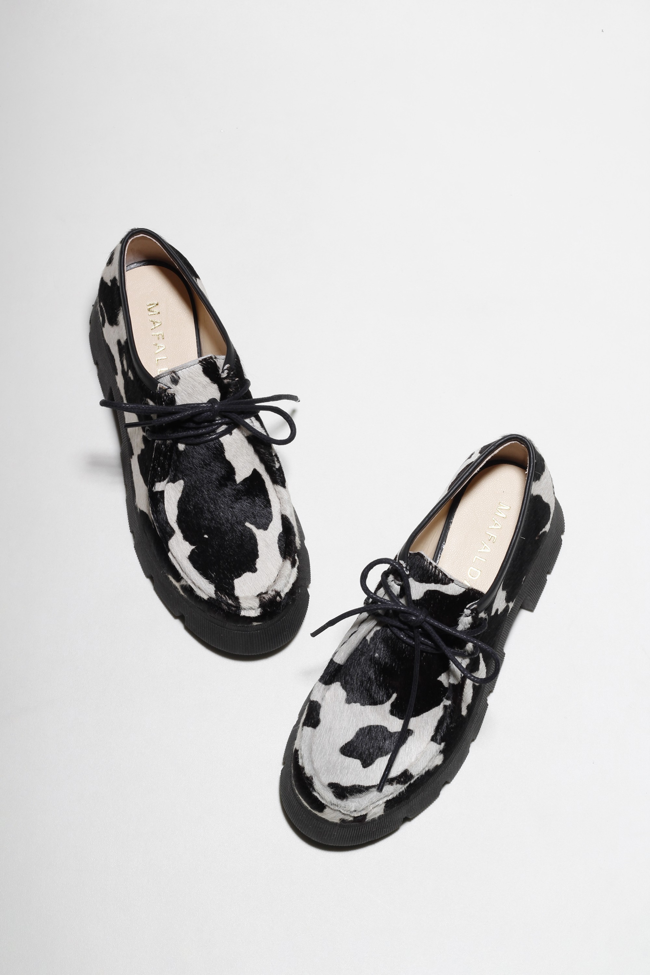 LOAFER WALLABEE NAOMI  PÊLO VACA