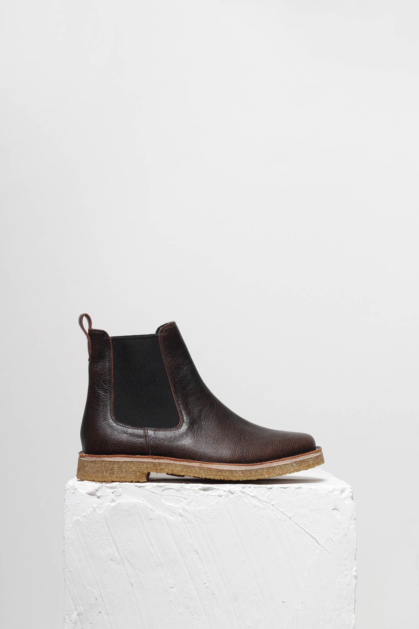 BOTA CHELSEA CRIS FLOATER MARROM ESCURO