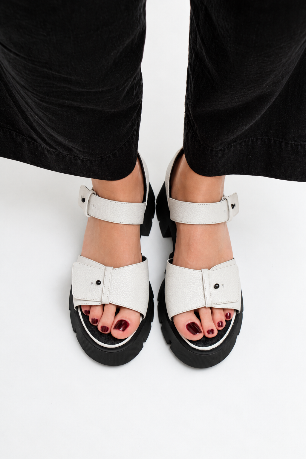 SANDÁLIA JACKIE FLOATER OFF WHITE