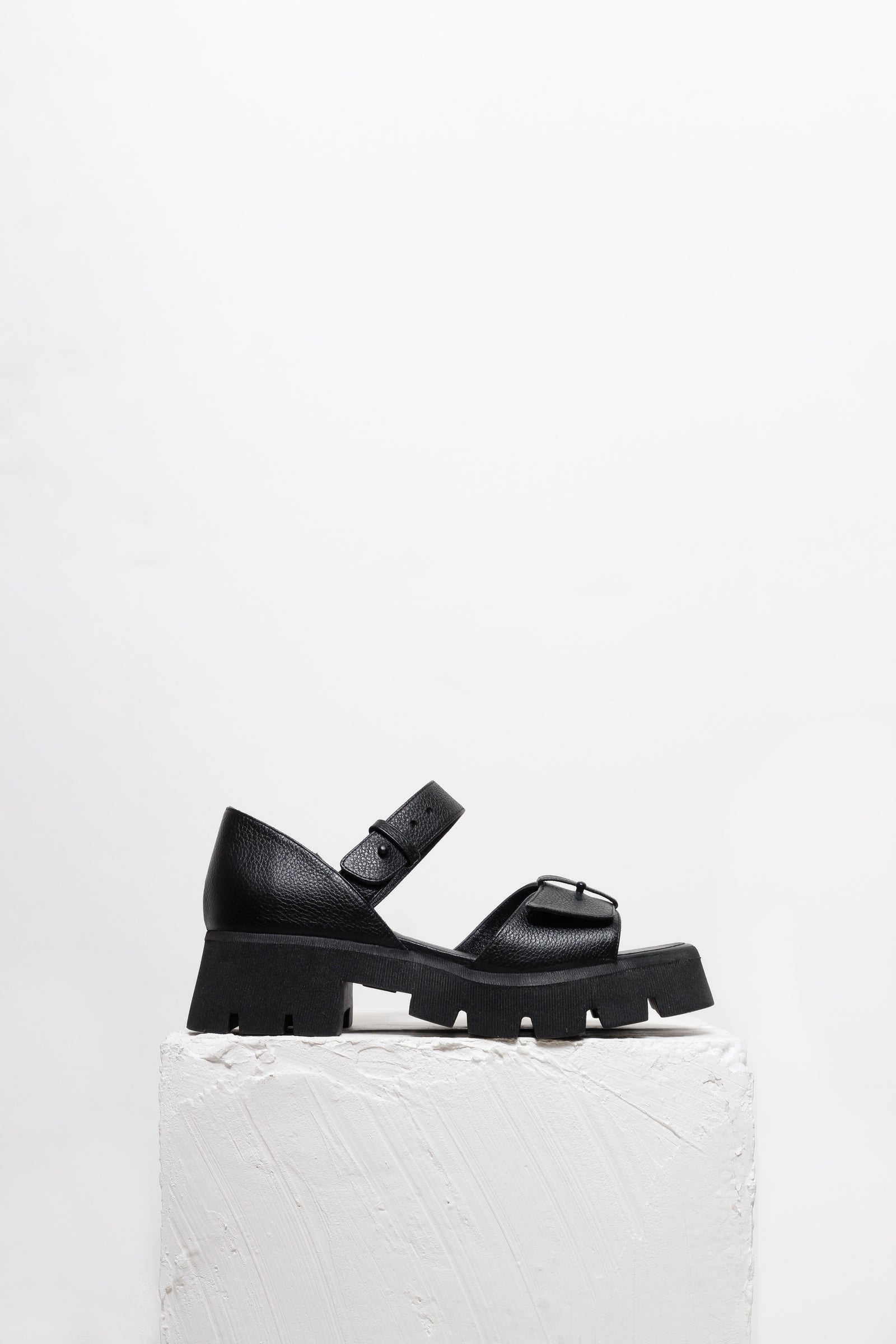 SANDÁLIA JACKIE FLOATER PRETO
