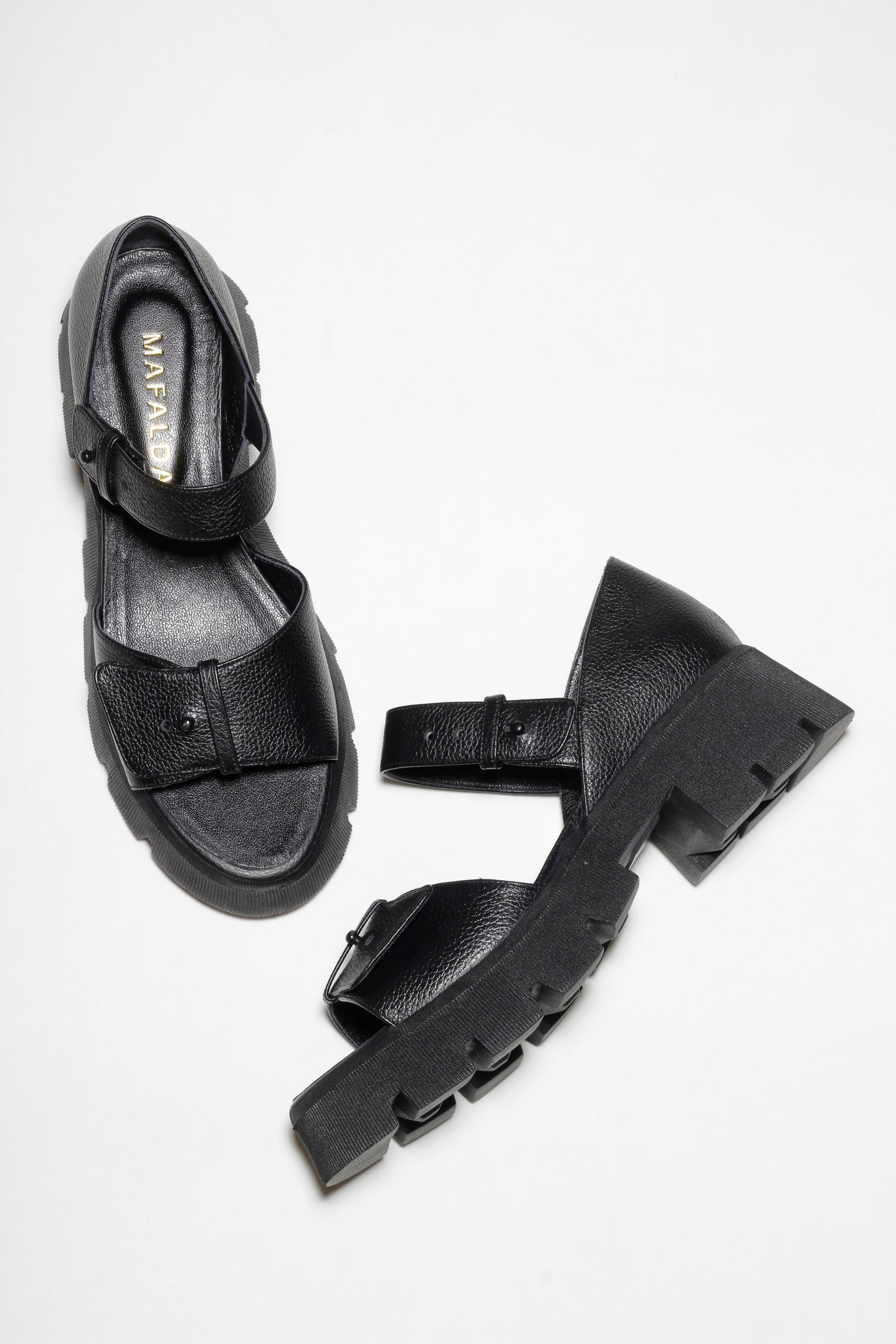 SANDÁLIA JACKIE FLOATER PRETO